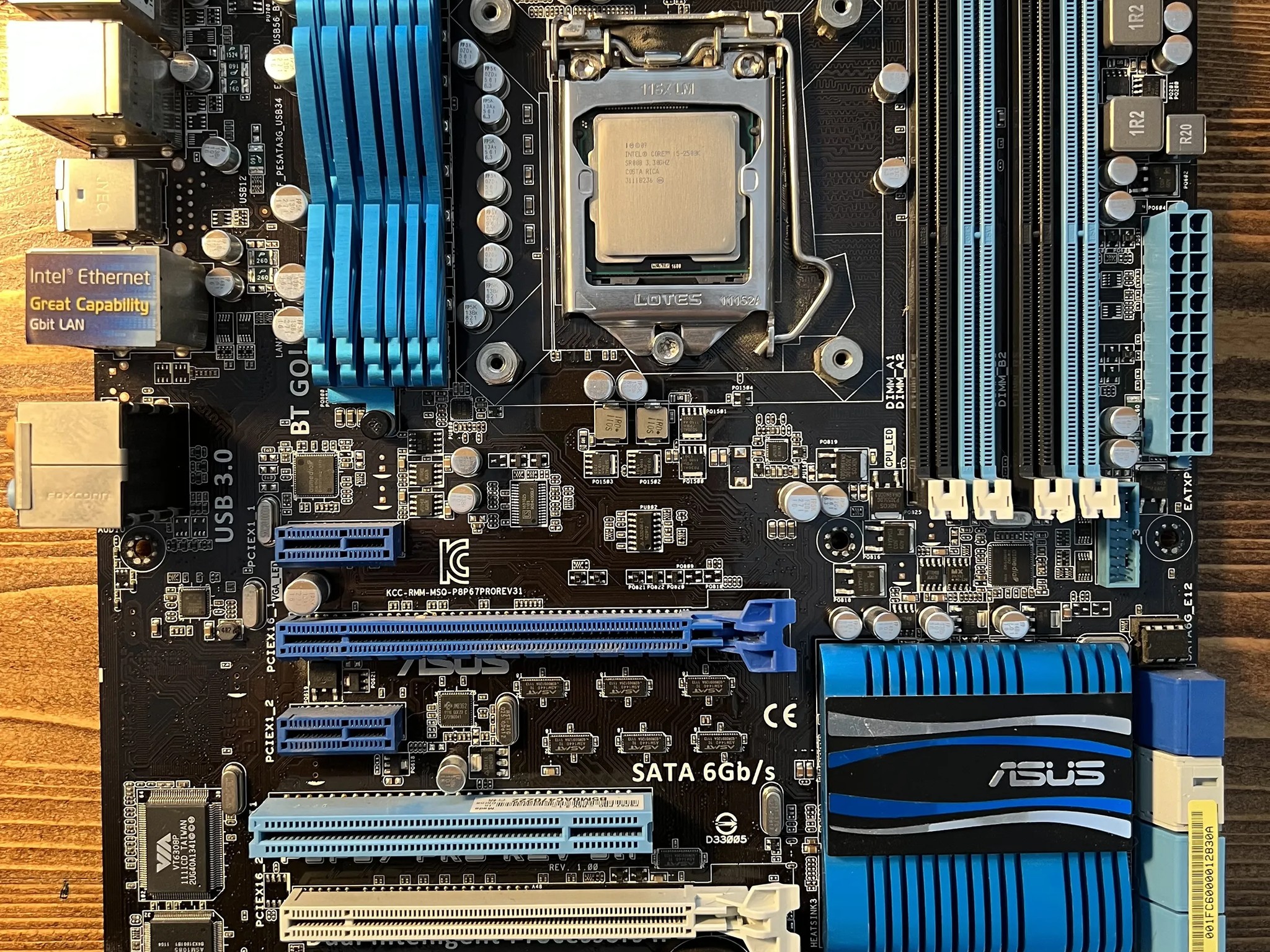 Intel Core i5-2500K - Core i5 3.7GHz LGA 1155, CORSAIR Vengeance 8GB DDR3, ASUS P8P67 PRO MOBO