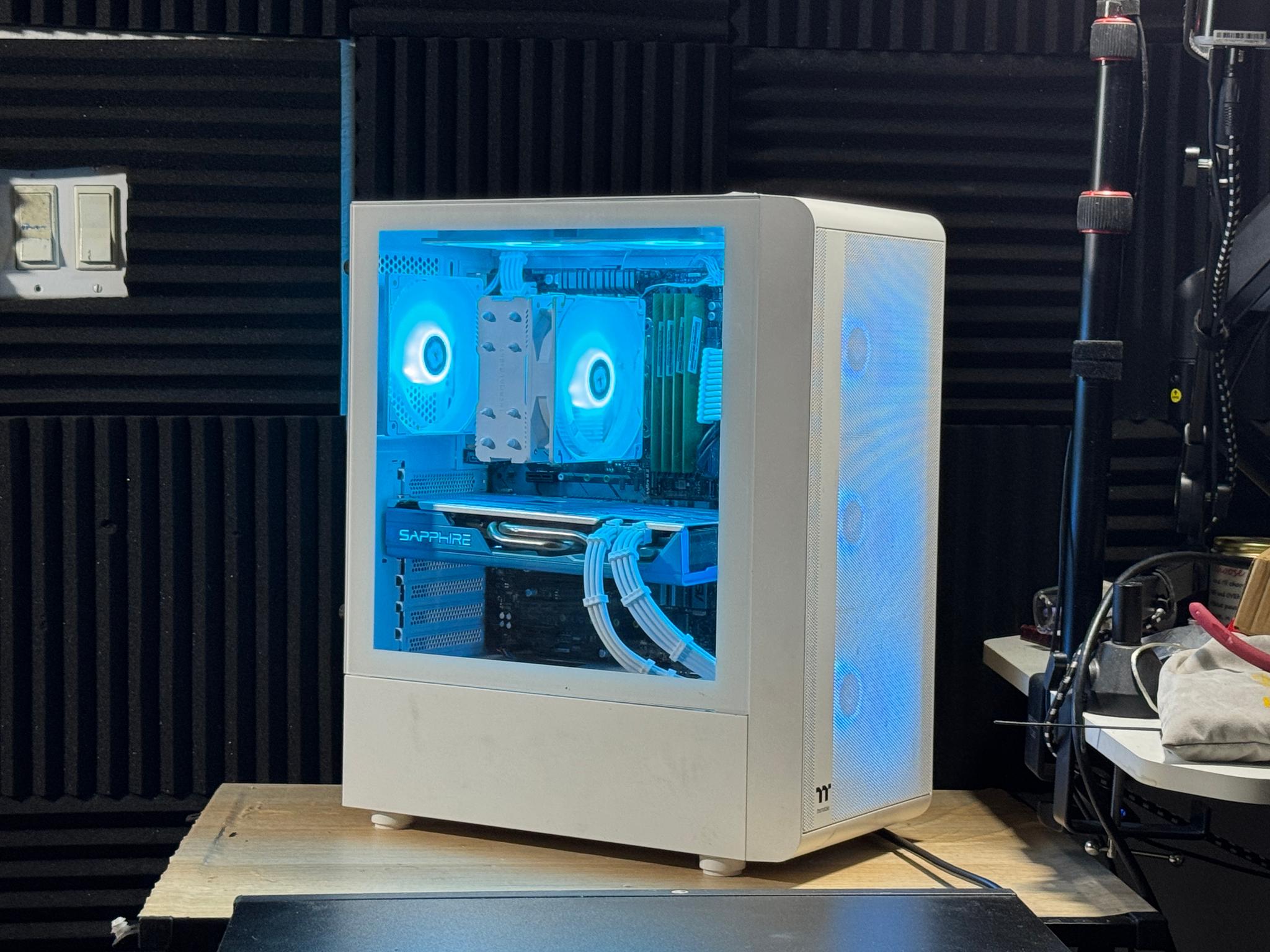 AMD Radeon RX 590 - Image 4