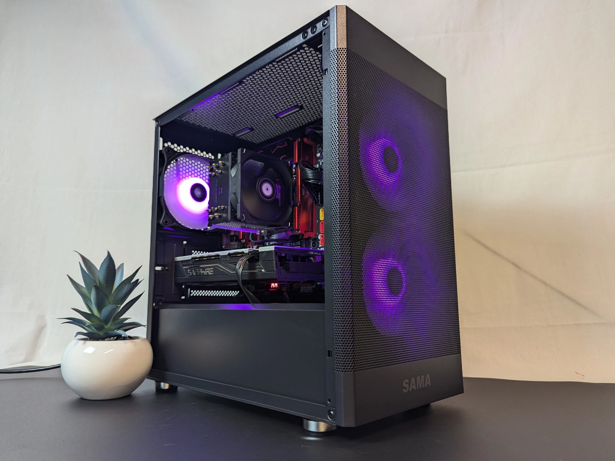 Low Cost GAMER Sapphire RX 580 + Intel Xeon E5-2640 v4 (10 cores 20 threads)