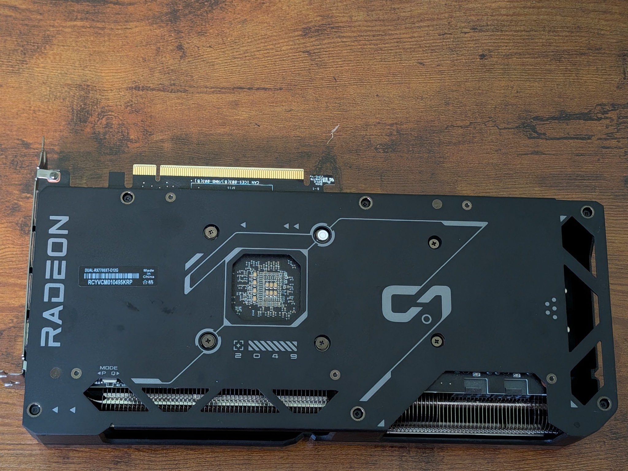 Asus DUAL RX 7700XT 12GB