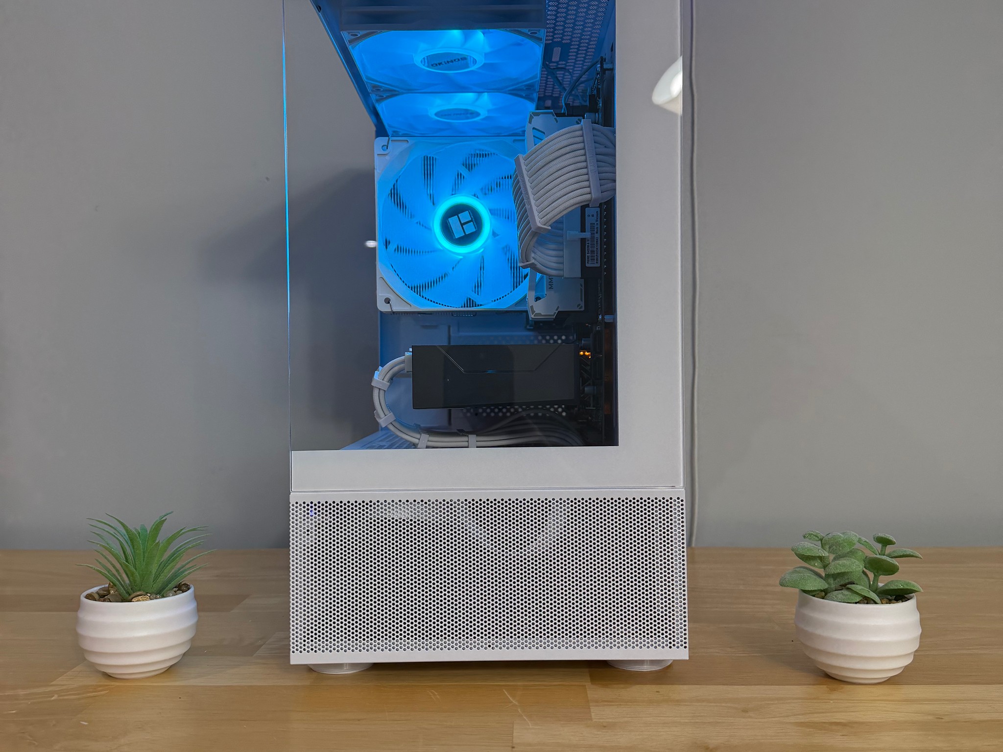 🧊ICE🧊-Mid Range Gaming PC-Ryzen 5 3600X-RX 6700 xt-1TB SSD-16GB Ram