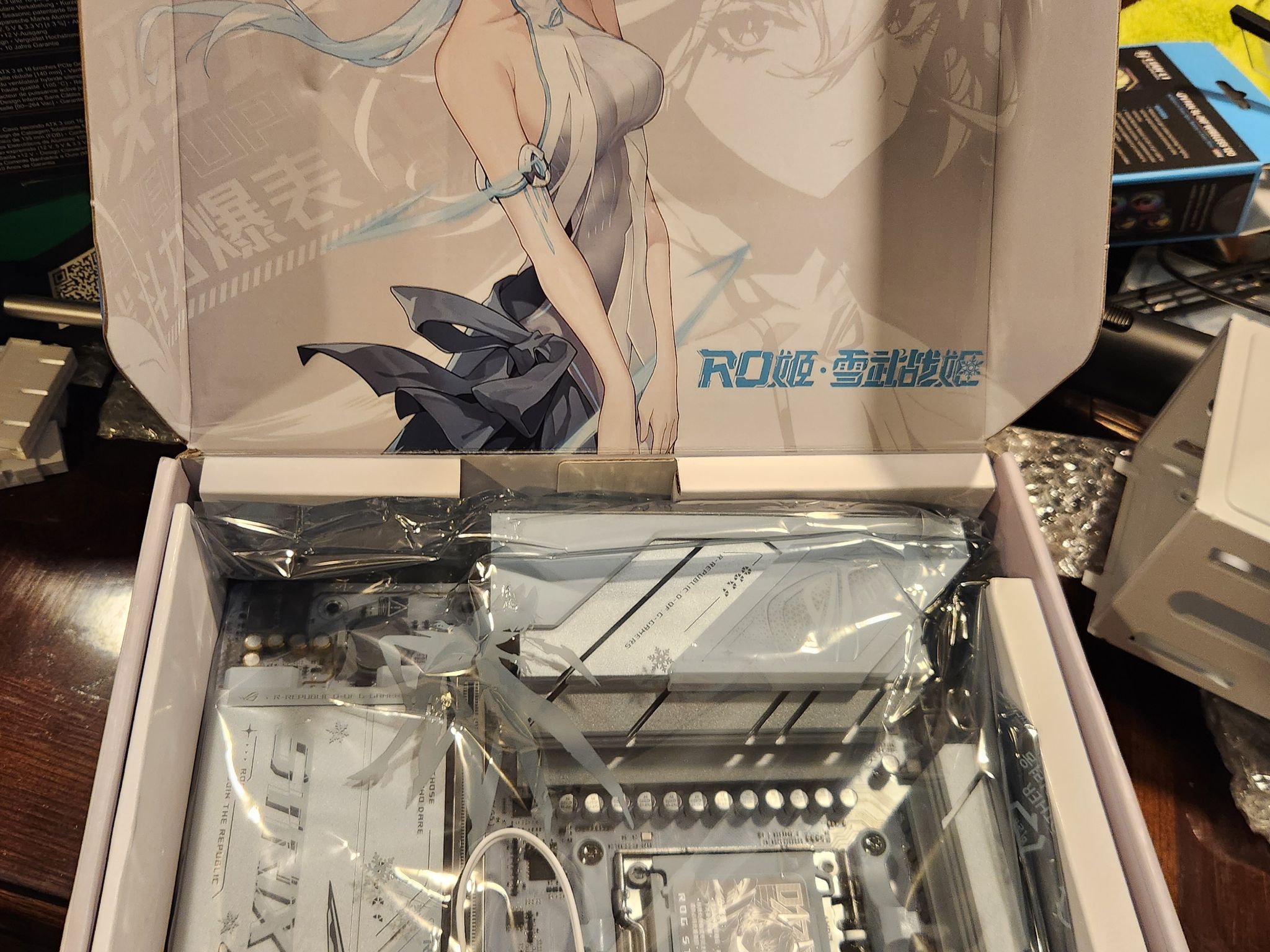 Asus ROG Strix B850-G Fubuki/Blowing Snow version. MATX AM5 Motherboard WiFi7