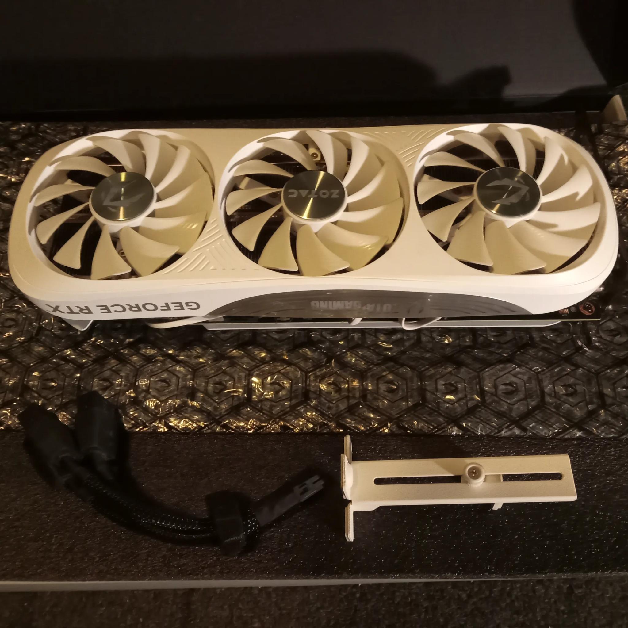 Zotac 4070 Ti Super Trinity OC White Edition- Gently Used