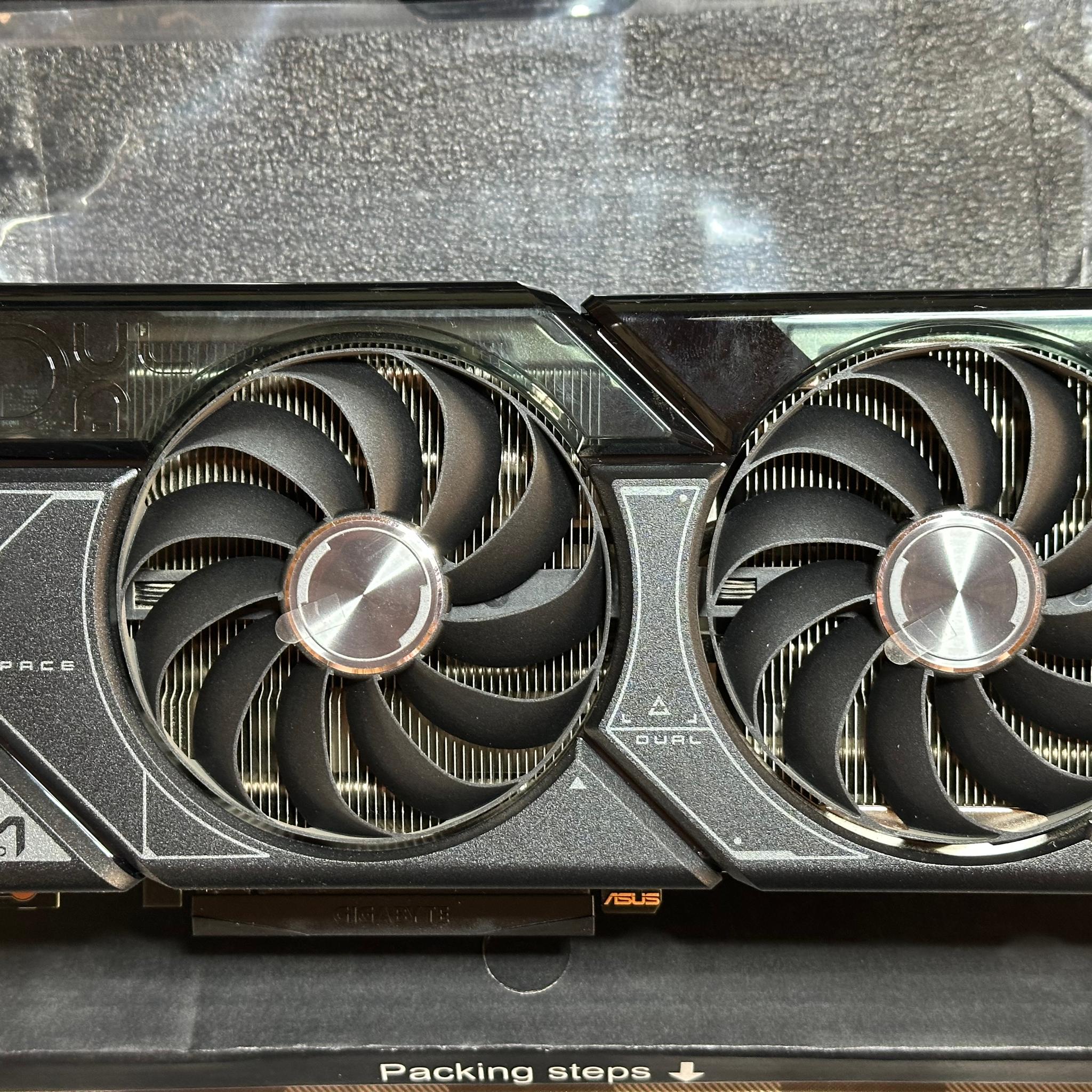 Asus DUAL OC GeForce RTX 4070