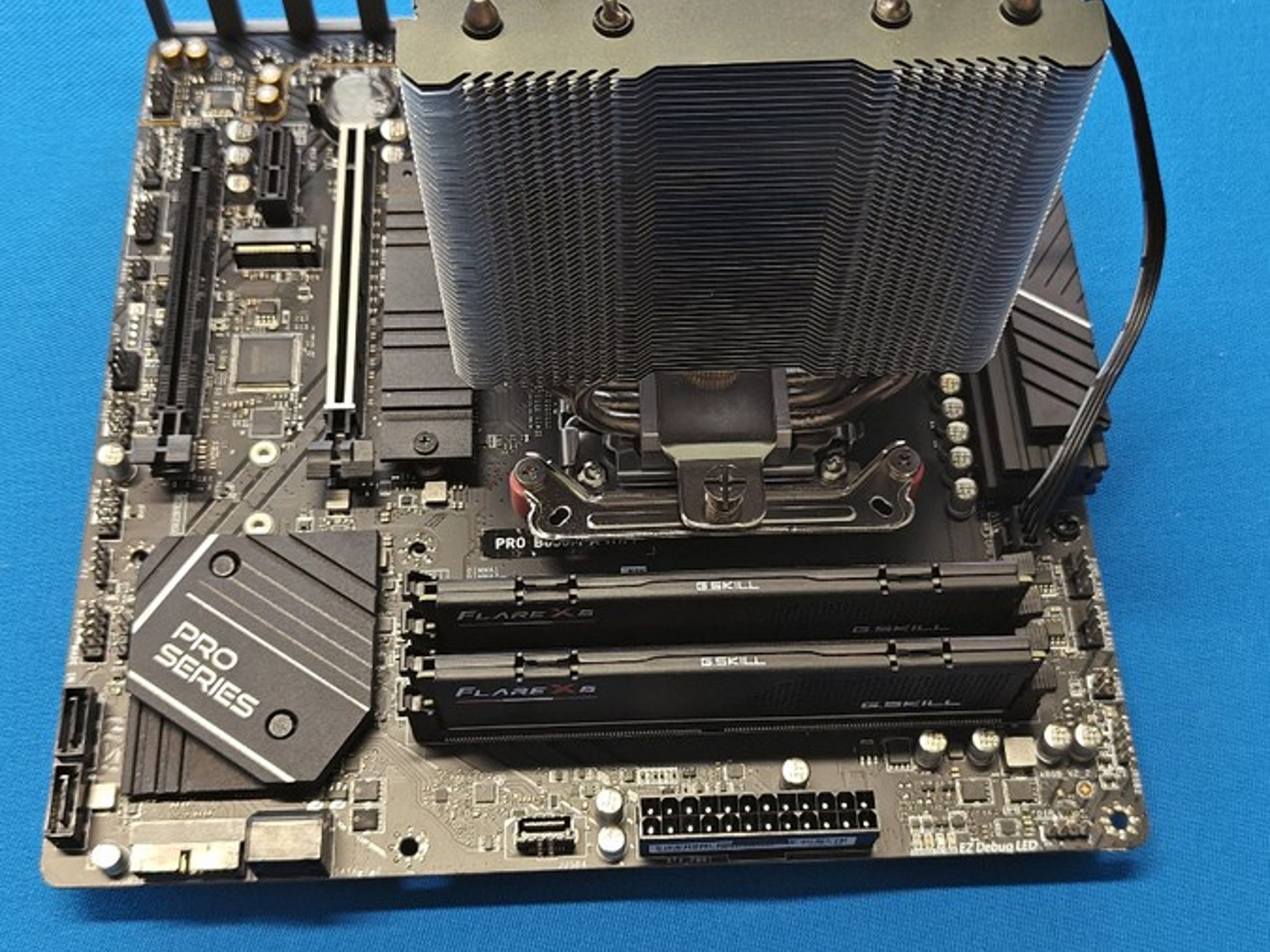 AMD Ryzen 9 7900X + MSI PRO B650M-A WIF Motherboard + 32GB DDR5 Combo