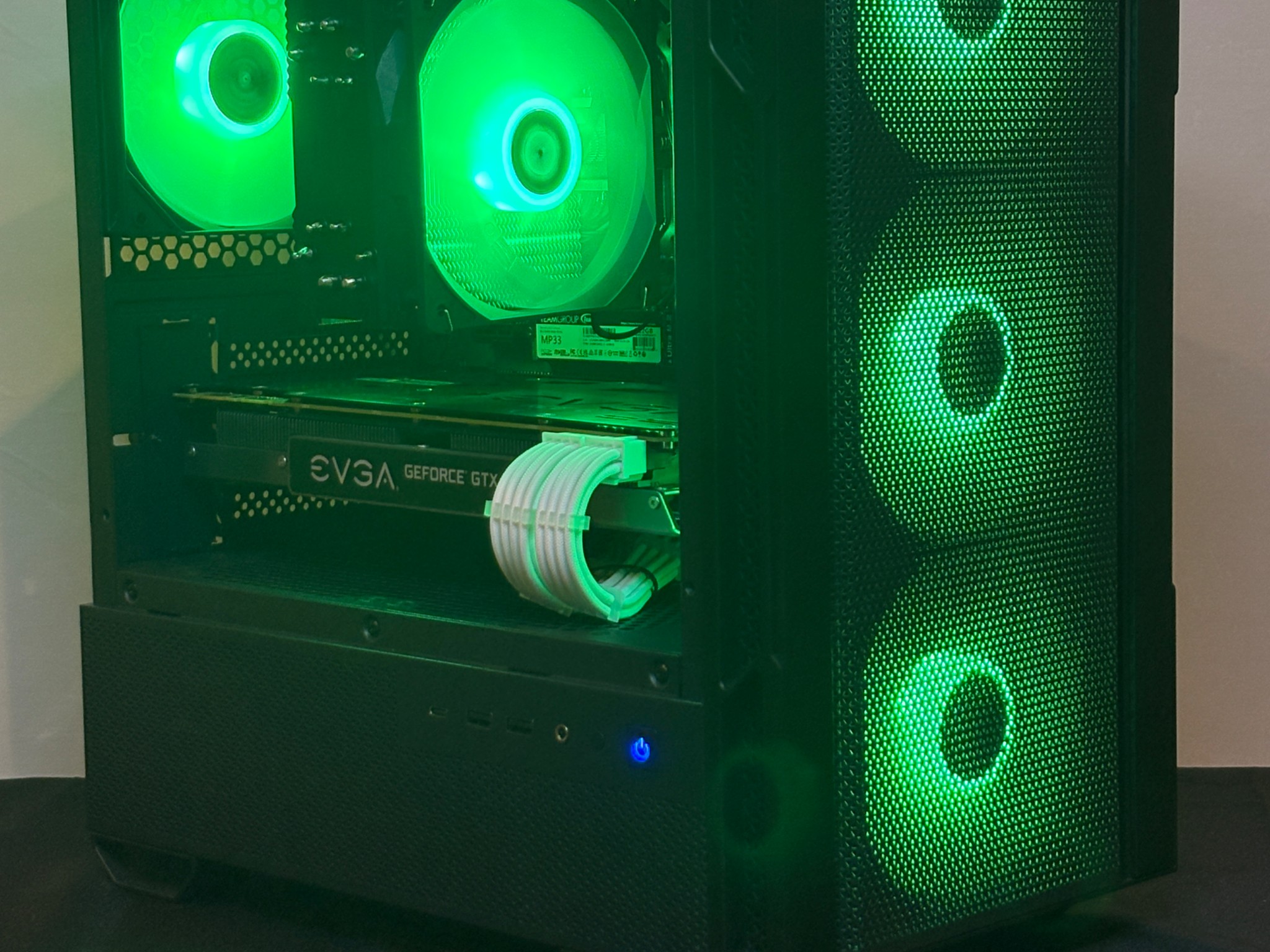 🖤 Budget Performance | GTX 1070 | Ryzen 5 2600 | 16GB DDR4