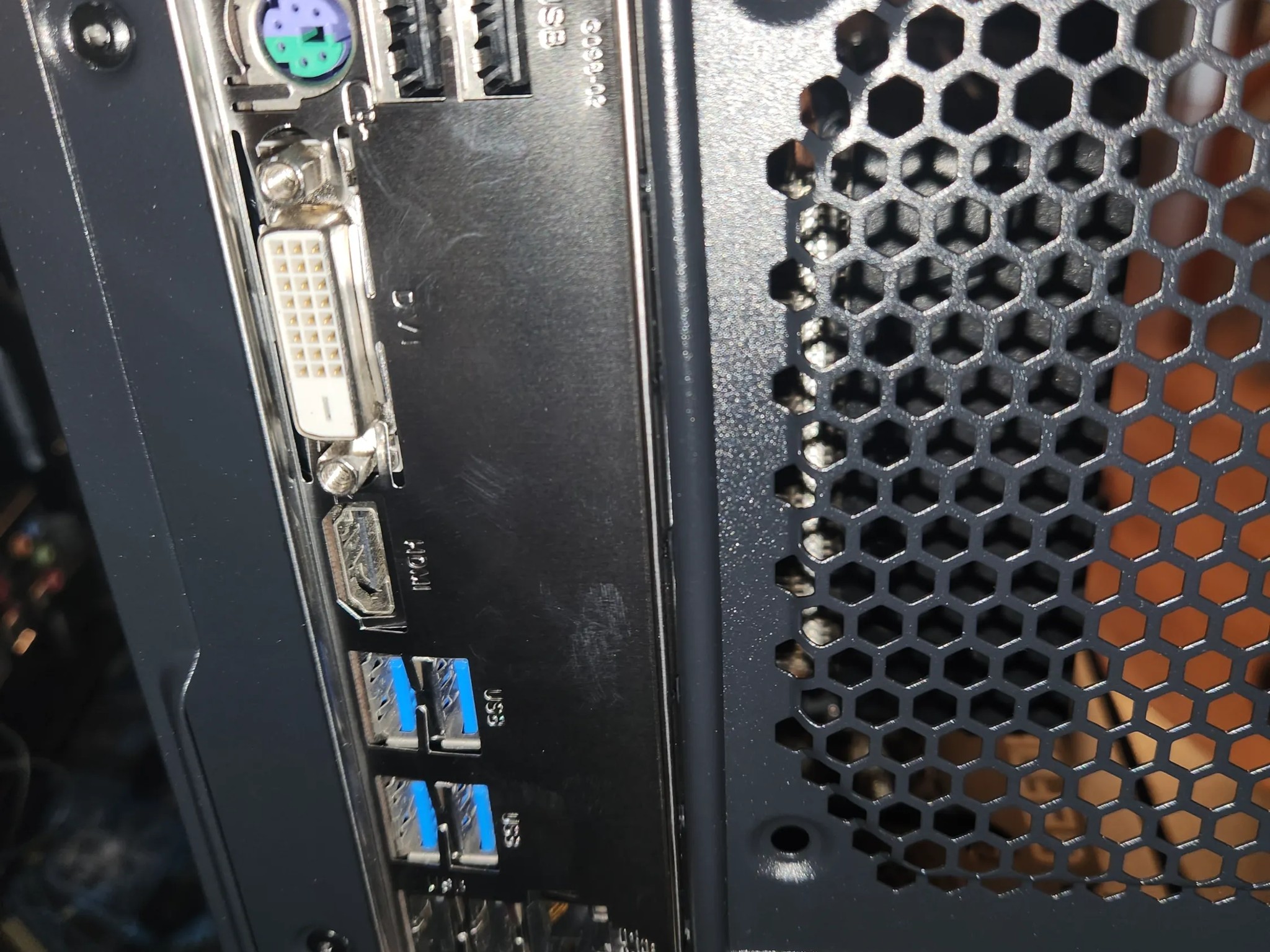 RTX 3080/ Ryzen 3900x Professional stealth 1440p gaming/ content creator build