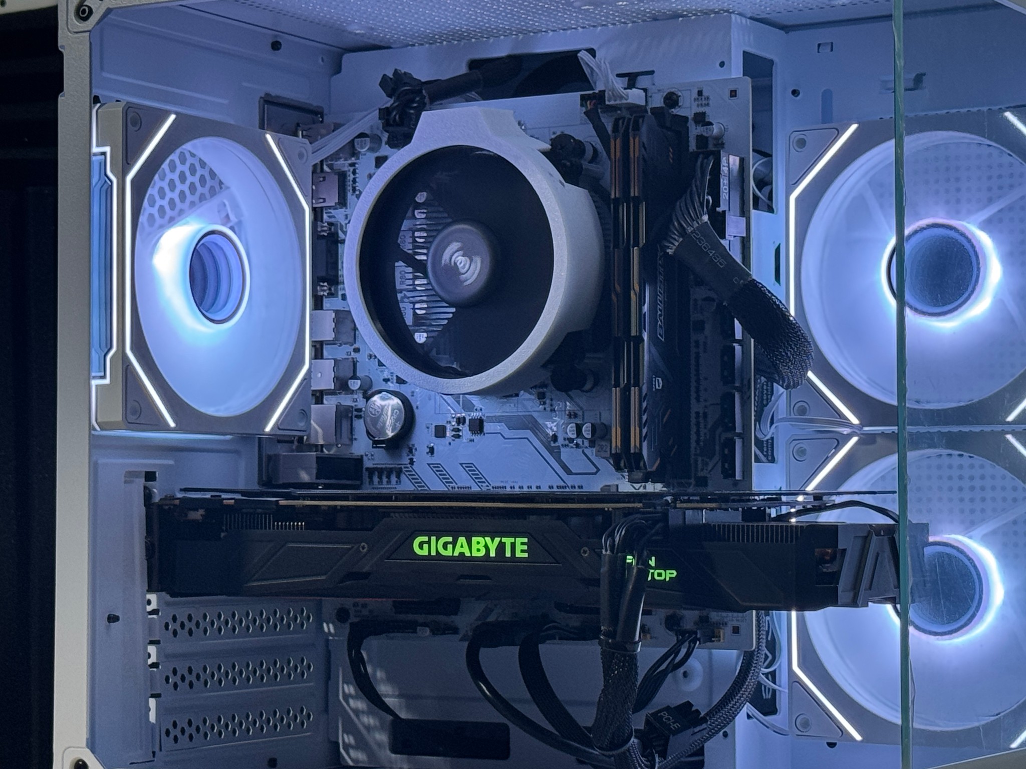 🔥 AMD Ryzen 5 2600 | GTX 1070 | 16GB DDR4 | 500GB NvMe