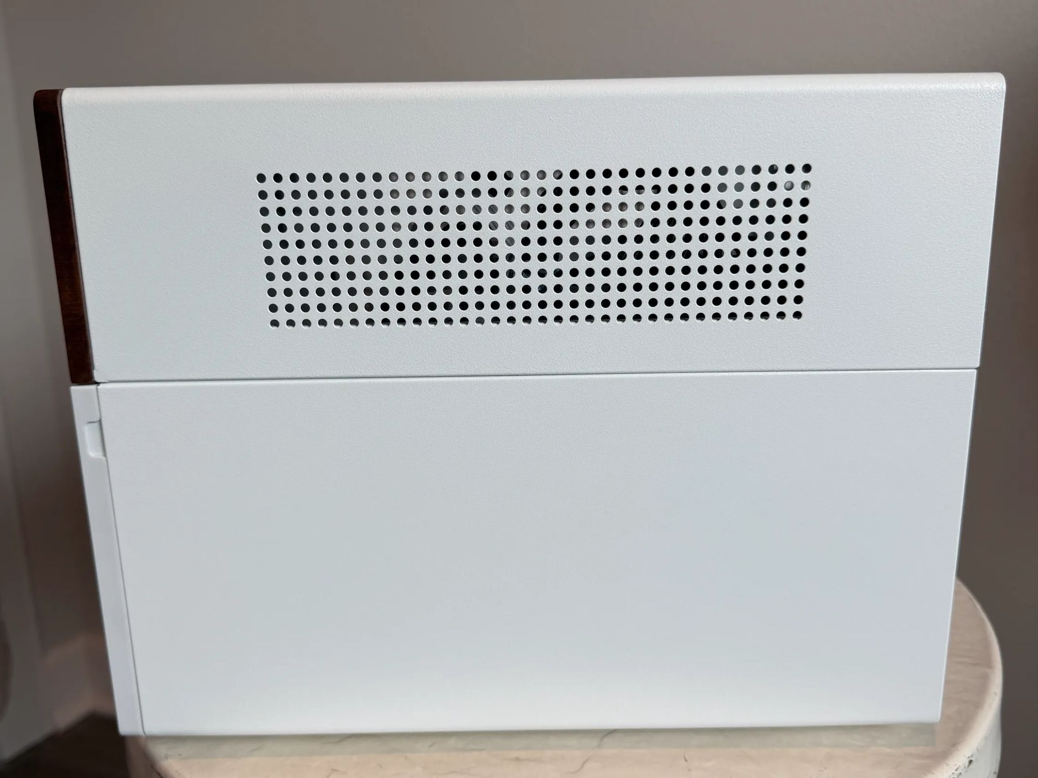 Jonsbo N4 8-Bay NAS - N100 4-Core, 16GB DDR5, 256GB NVME SSD, 4* 2.5G Ethernet Ports