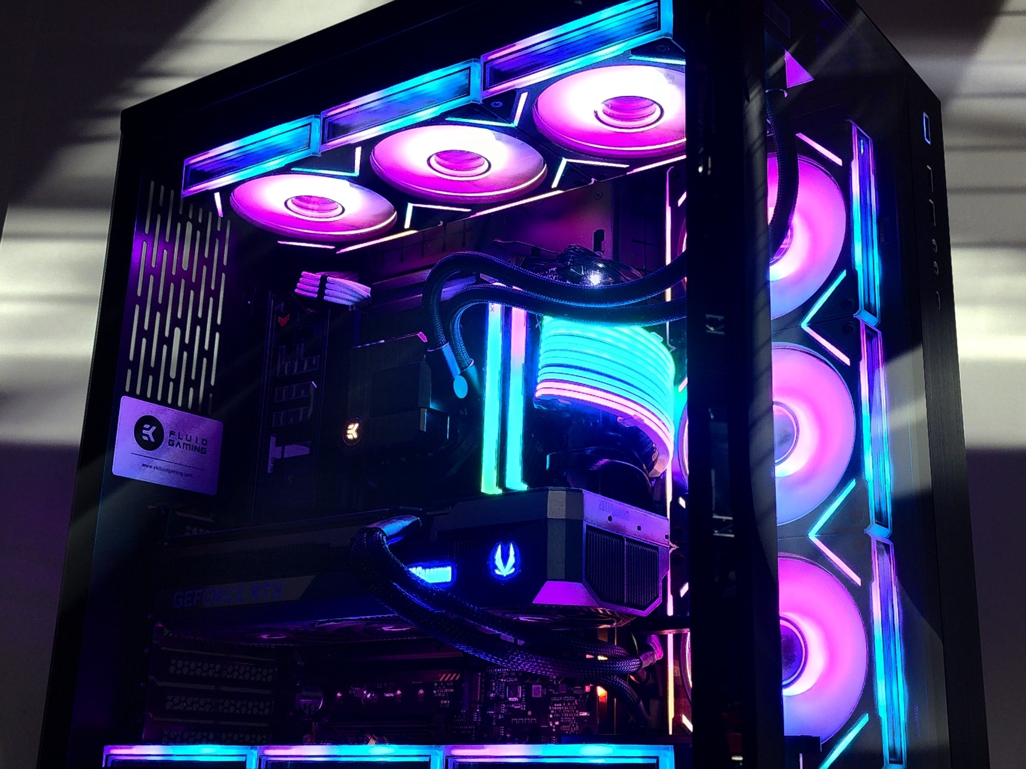 Gaming PC Ryzen 7 9800X3D 32GB RAM 2TB SSD RTX 5080 16GB Windows 11 Computer