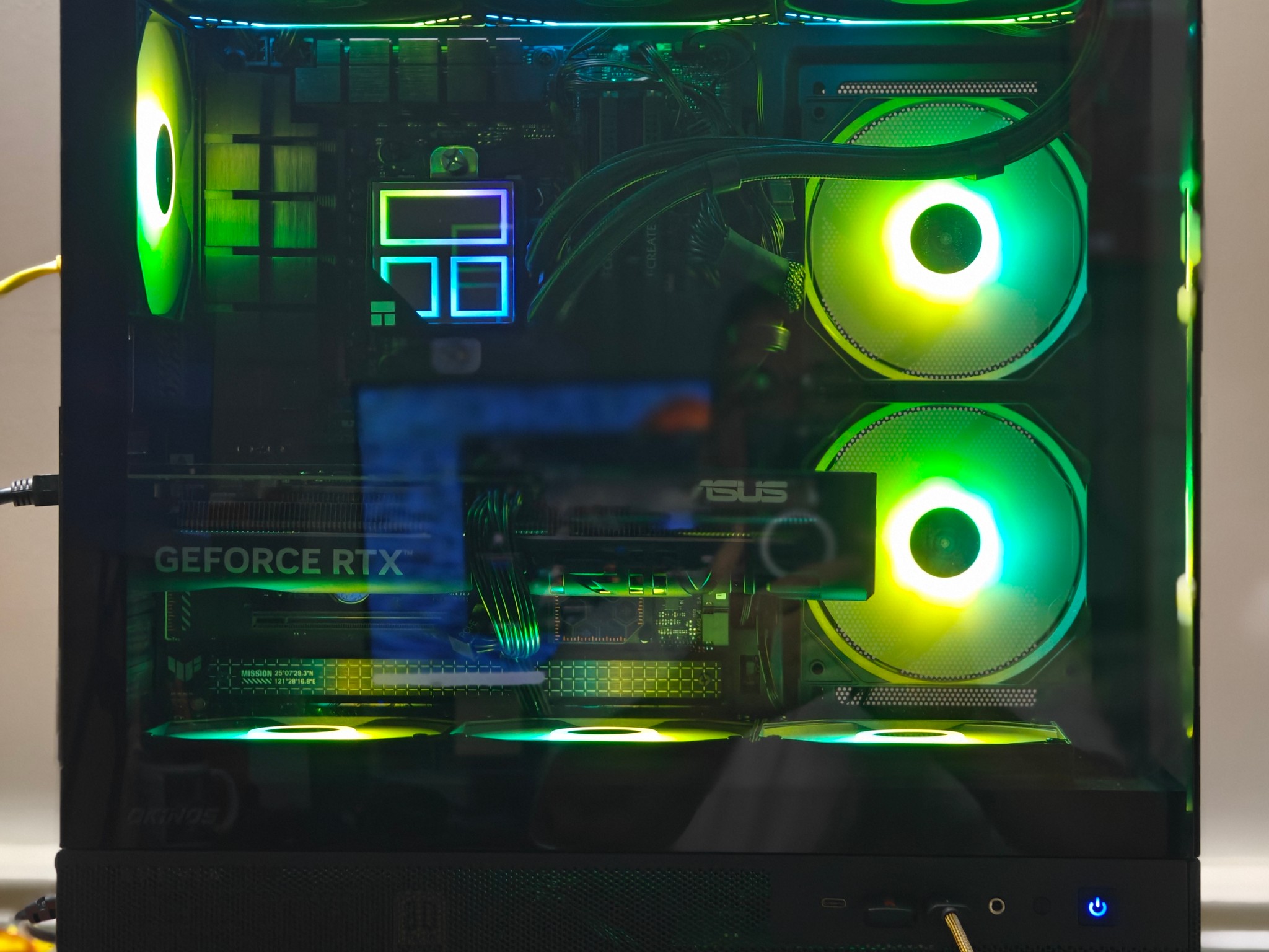 AWESOME WARZONE GAMING PC
