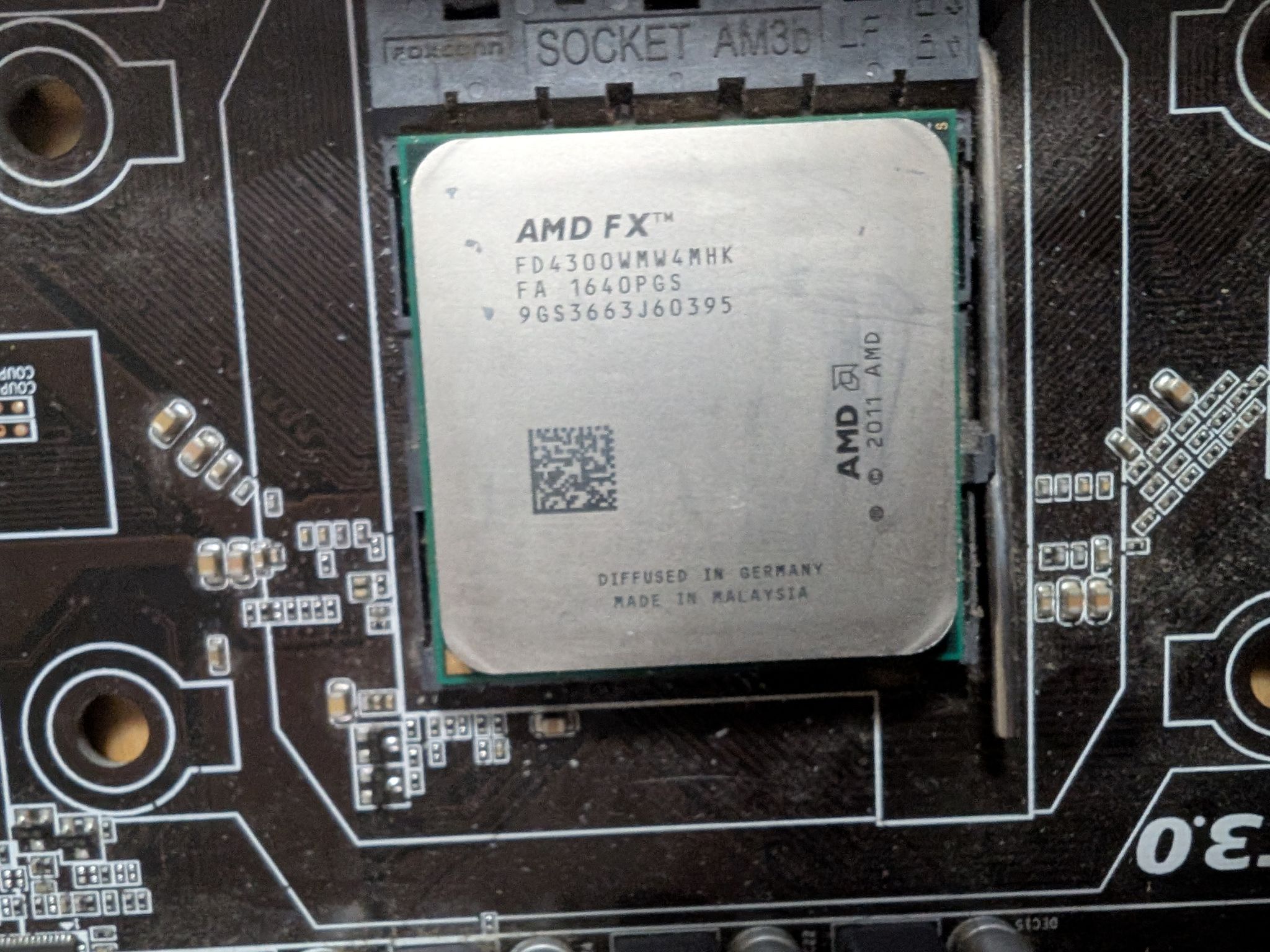 Gigabyte motherboard + AMD FX 4300 + 8GB DDR3