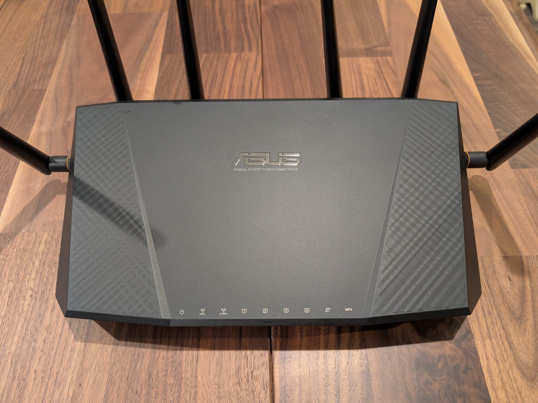 Asus AC3200 Gigabit wireless router