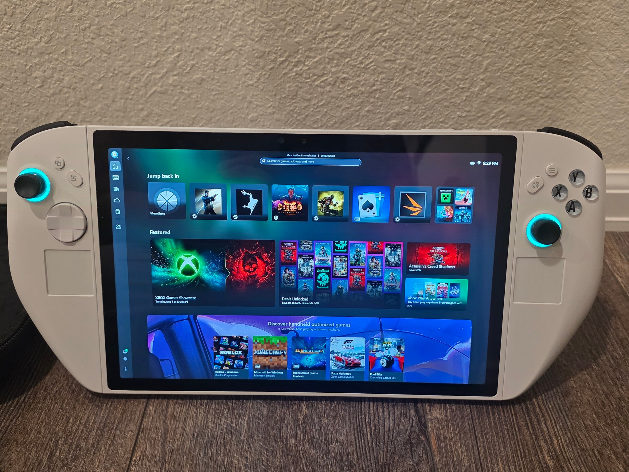 abxylute 3d One Gaming Handheld! Core Ultra 7 258V | 32GB Ram | 1TB NVME | 3d Capable Screen
