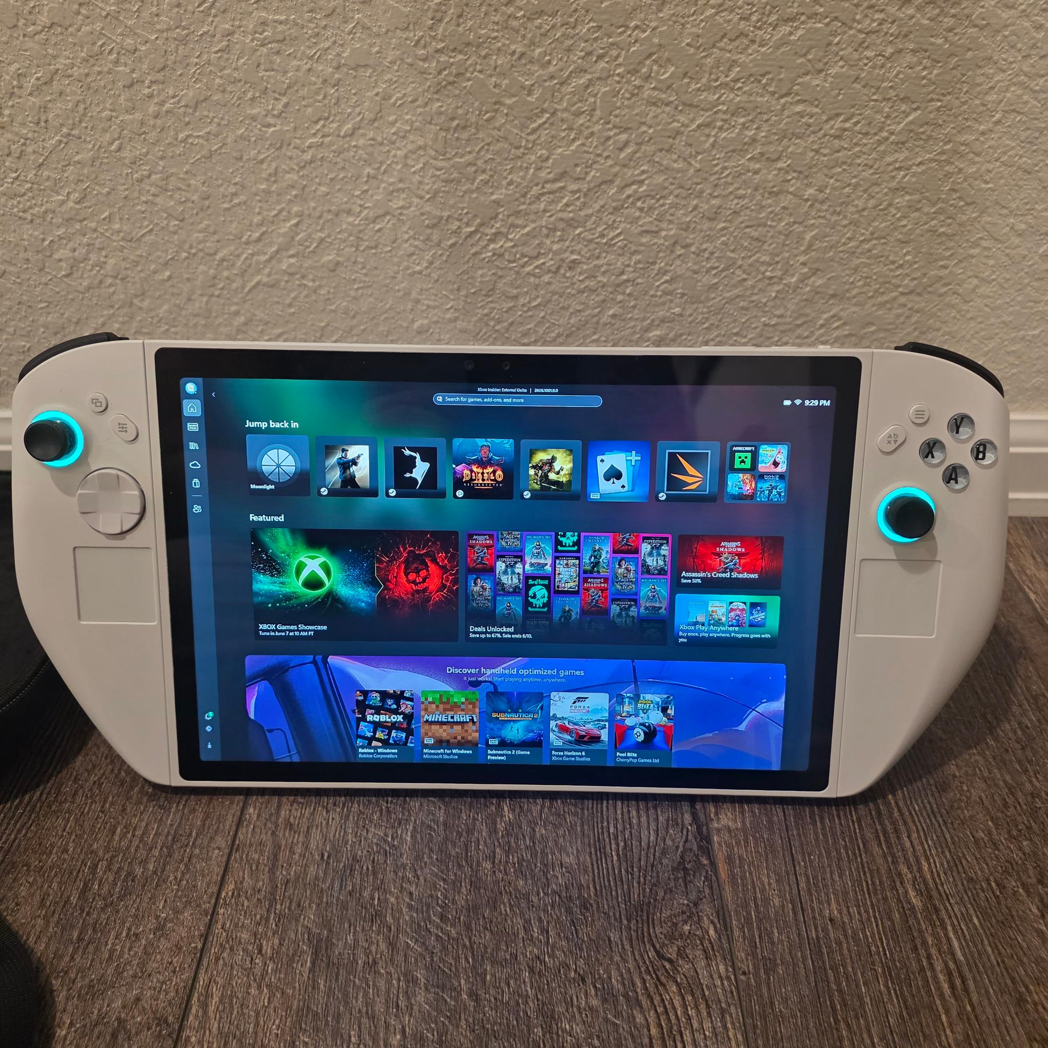 abxylute 3d One Gaming Handheld! Core Ultra 7 258V | 32GB Ram | 1TB NVME | 3d Capable Screen