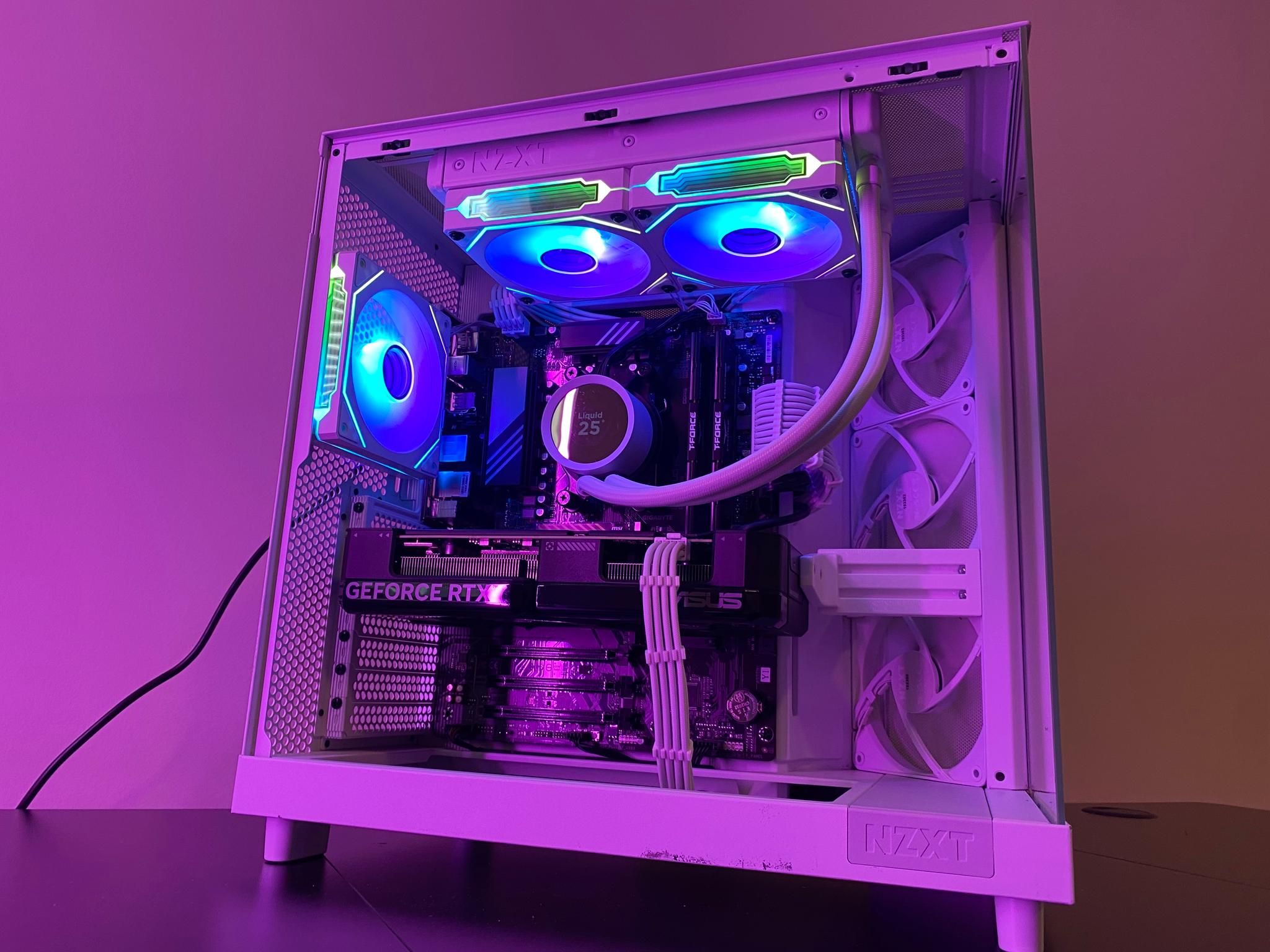 White NZXT Gaming PC | RTX 4070 12GB | Ryzen 5 7600X | 16GB DDR5 | 1TB NVMe | LCD AIO | RGB