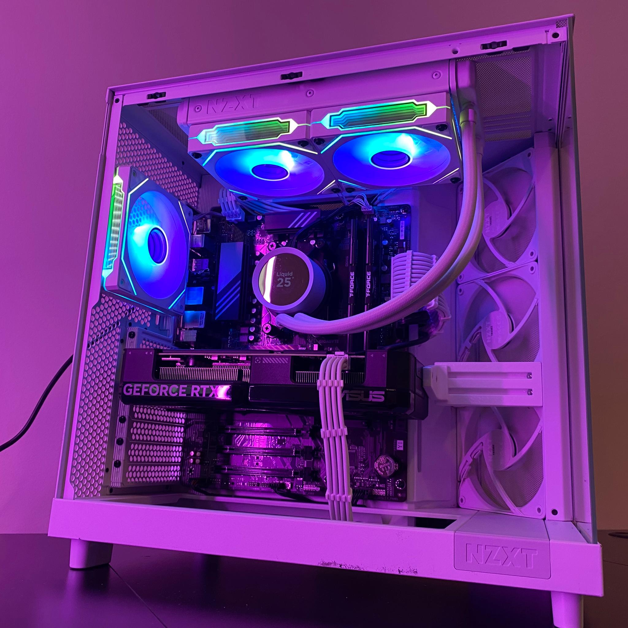 White NZXT Gaming PC | RTX 4070 12GB | Ryzen 5 7600X | 16GB DDR5 | 1TB NVMe | LCD AIO | RGB