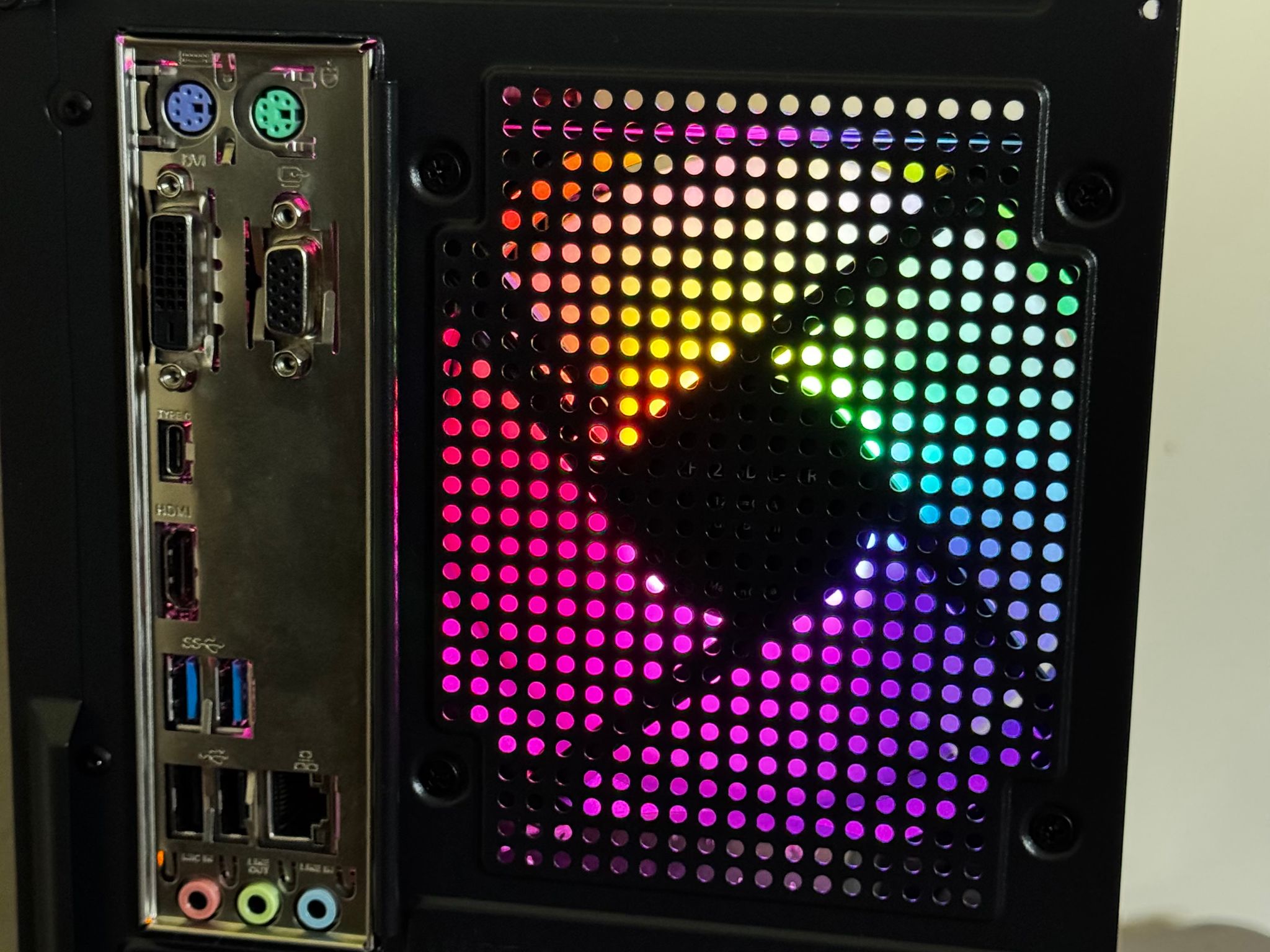 RTX 2060 6GB | i7-7700 | 16GB DDR4 | 512GB NVMe SSD | Gaming PC
