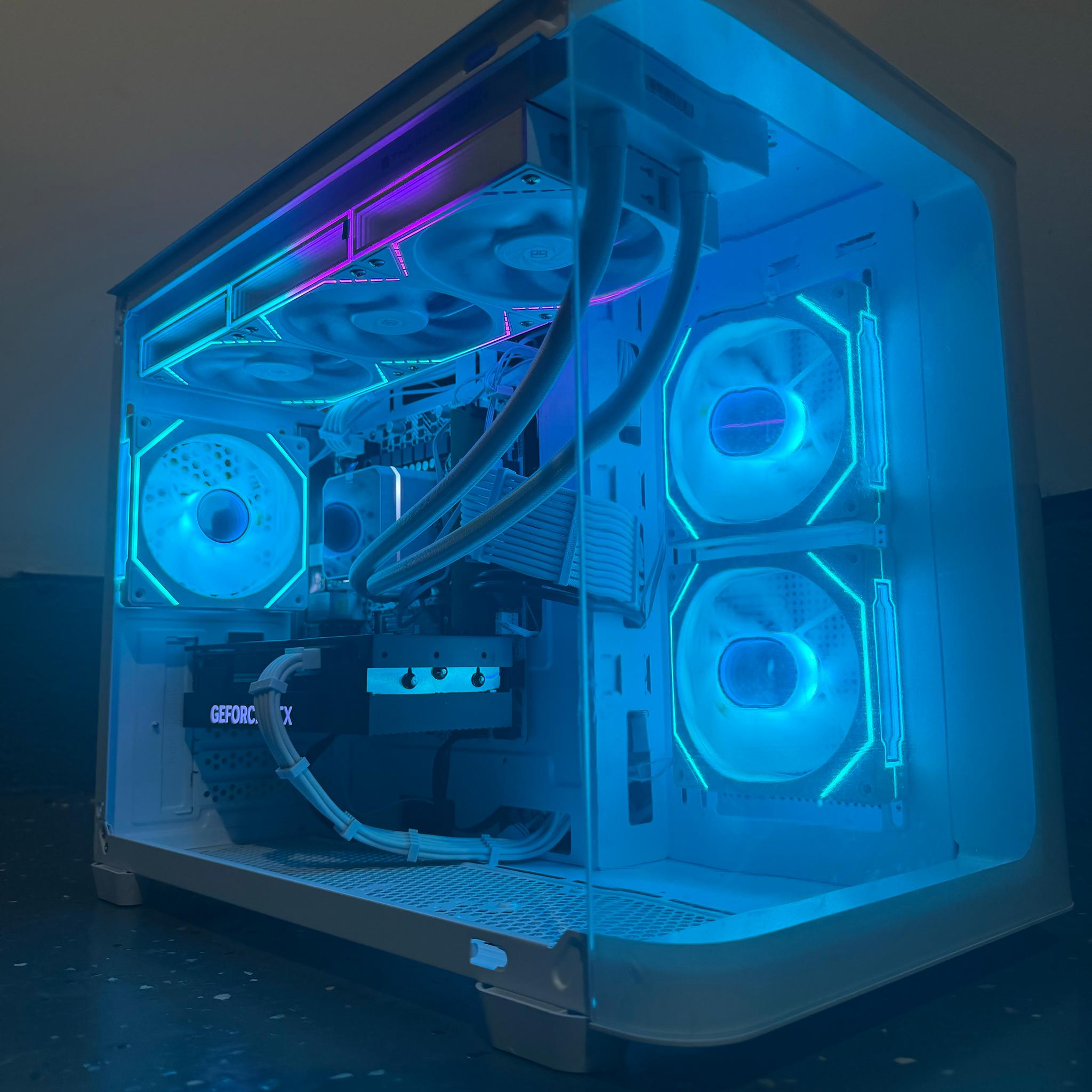 🌕"Lunar Veil"⚪️ | 1440p Gaming | RTX 4070 | i7 12700KF | 16GB DDR5 | 2TB SSD+2GB DRAM | Free Ship