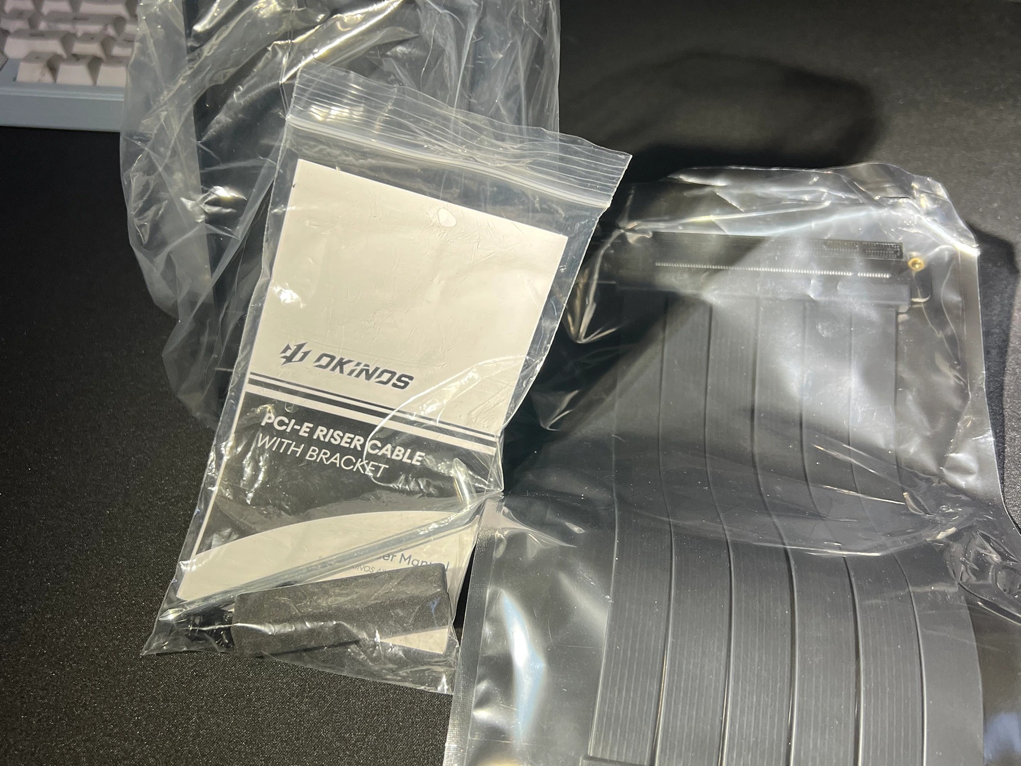 Okinos Vertical GPU Mount PCIE 4.0 Riser Cable 200mm