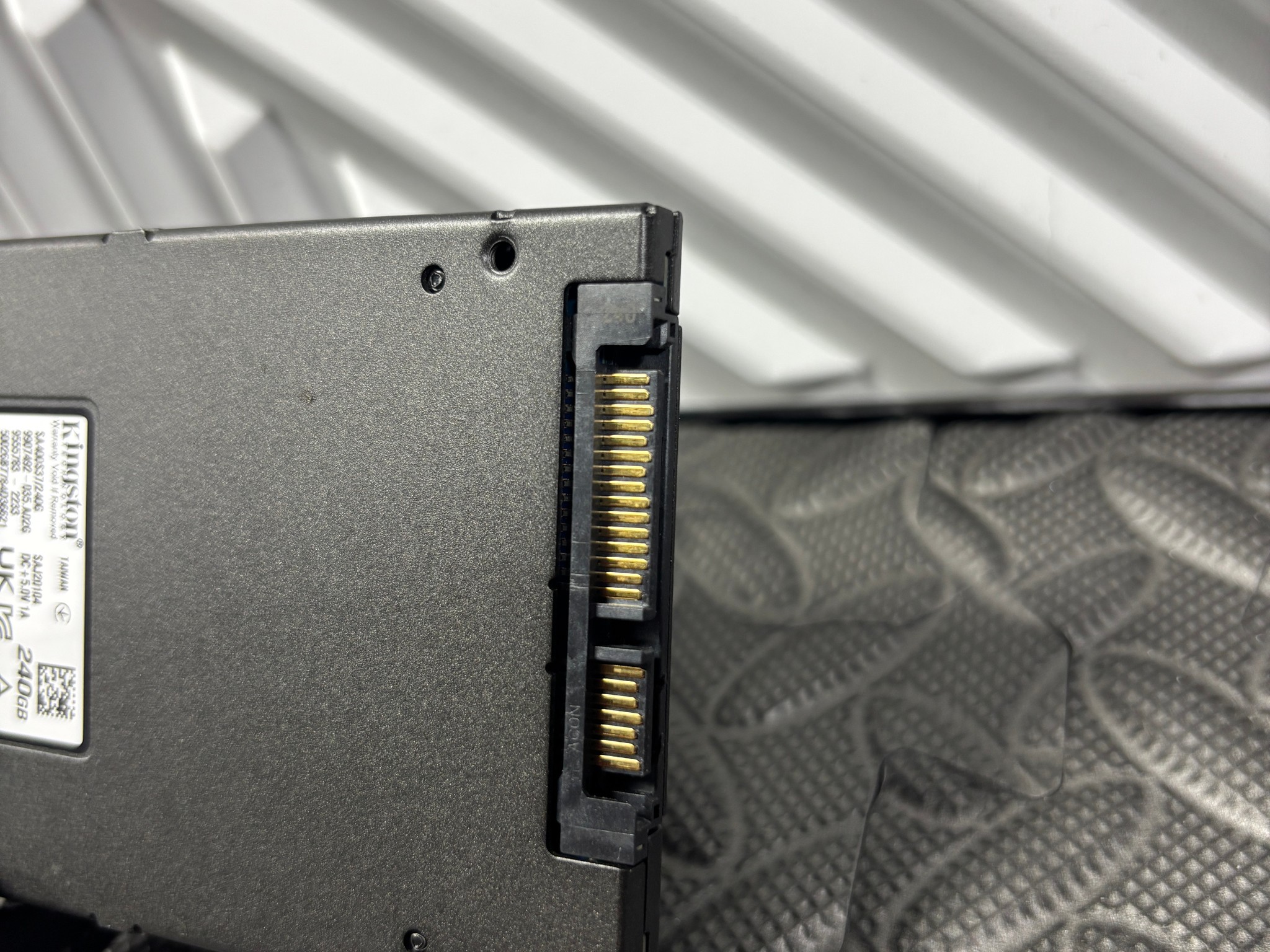 Kingston 240GB SATA SSD | 2.5" SSD | CrystalDiskInfo GOOD | Tested