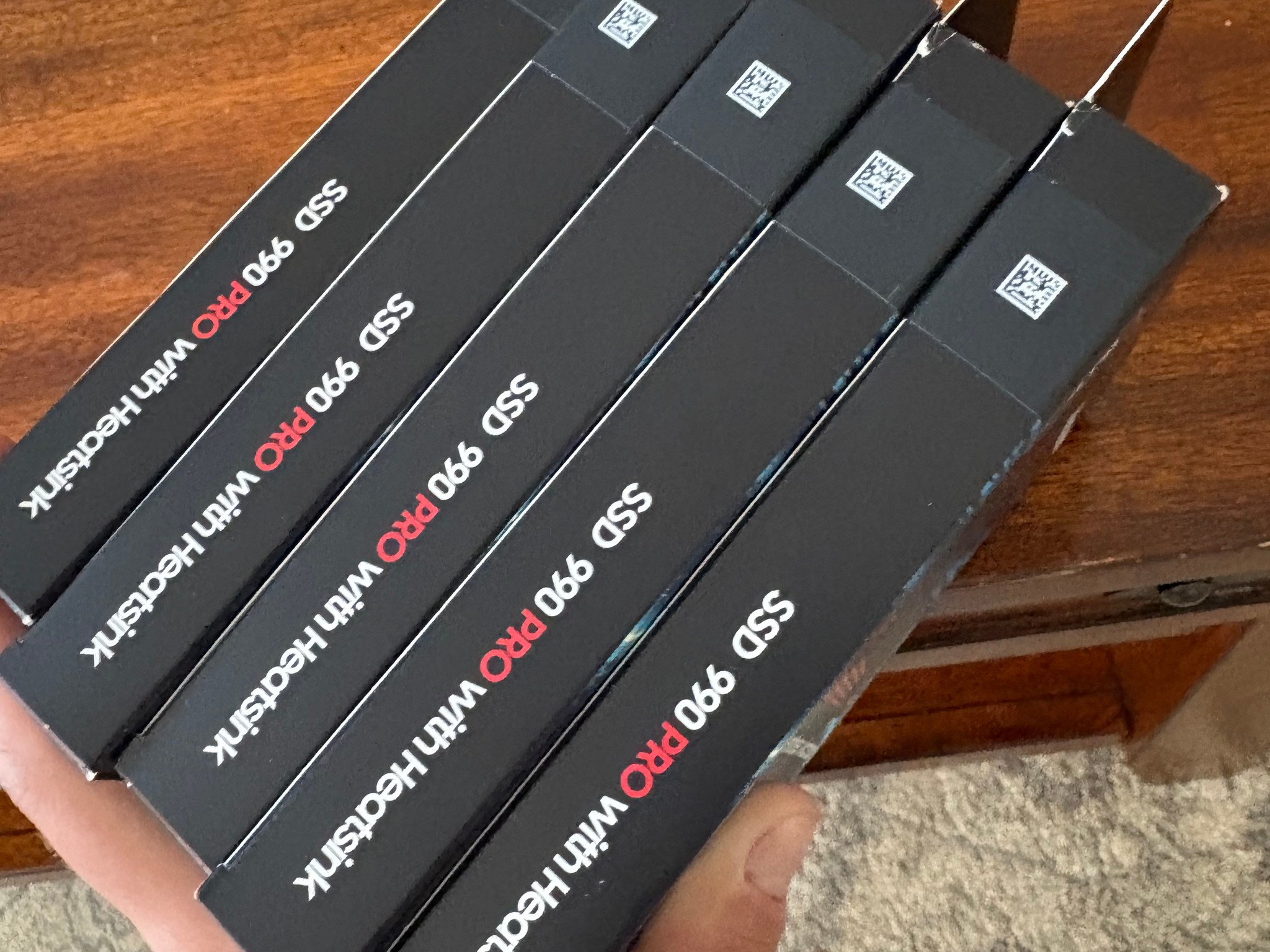 Samsung 990 Pro 4TB SSD w/ Heatsink