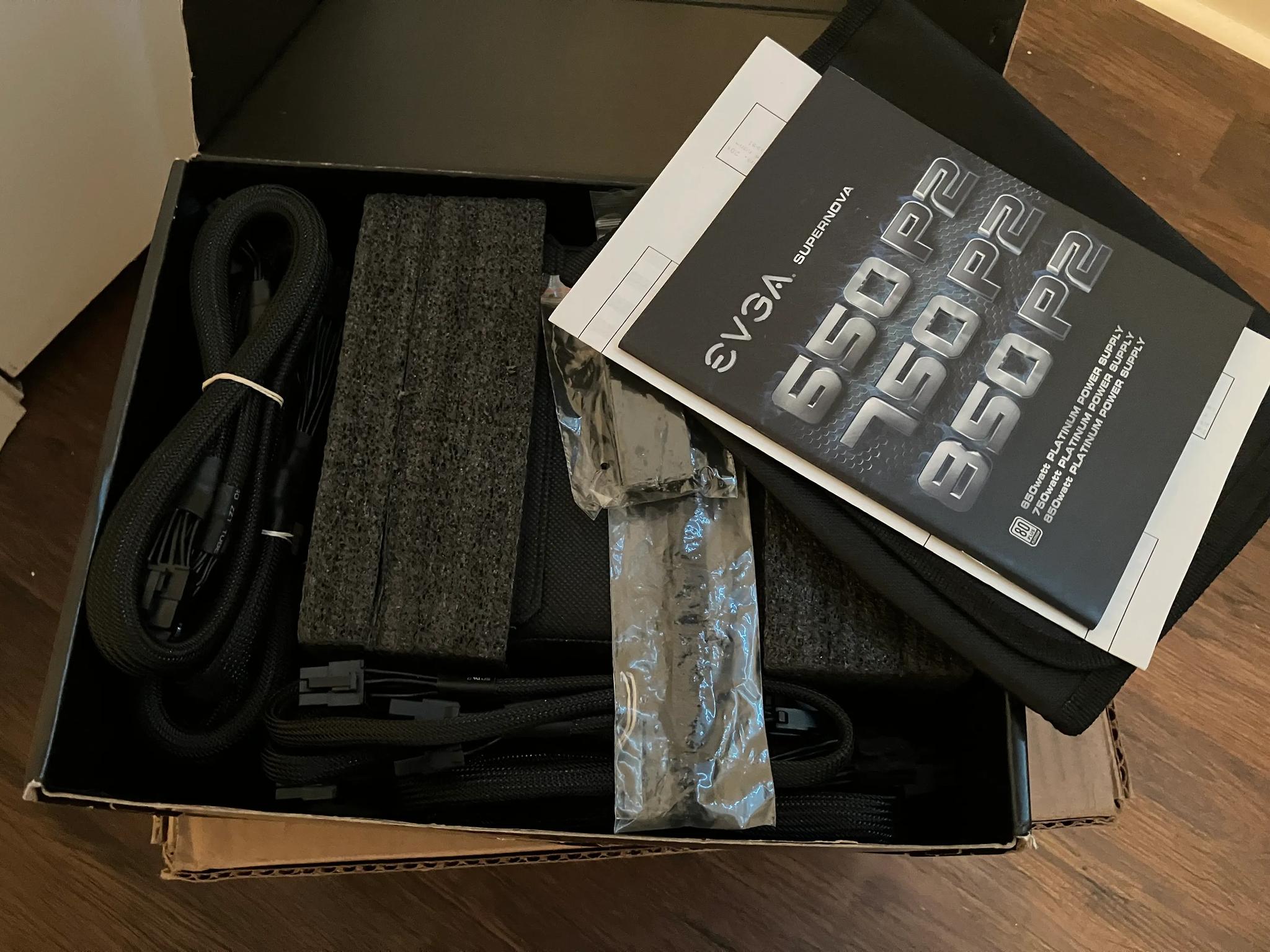 EVGA 750 P2 80 Plus Platinum 750W Fully Modular Power Supply