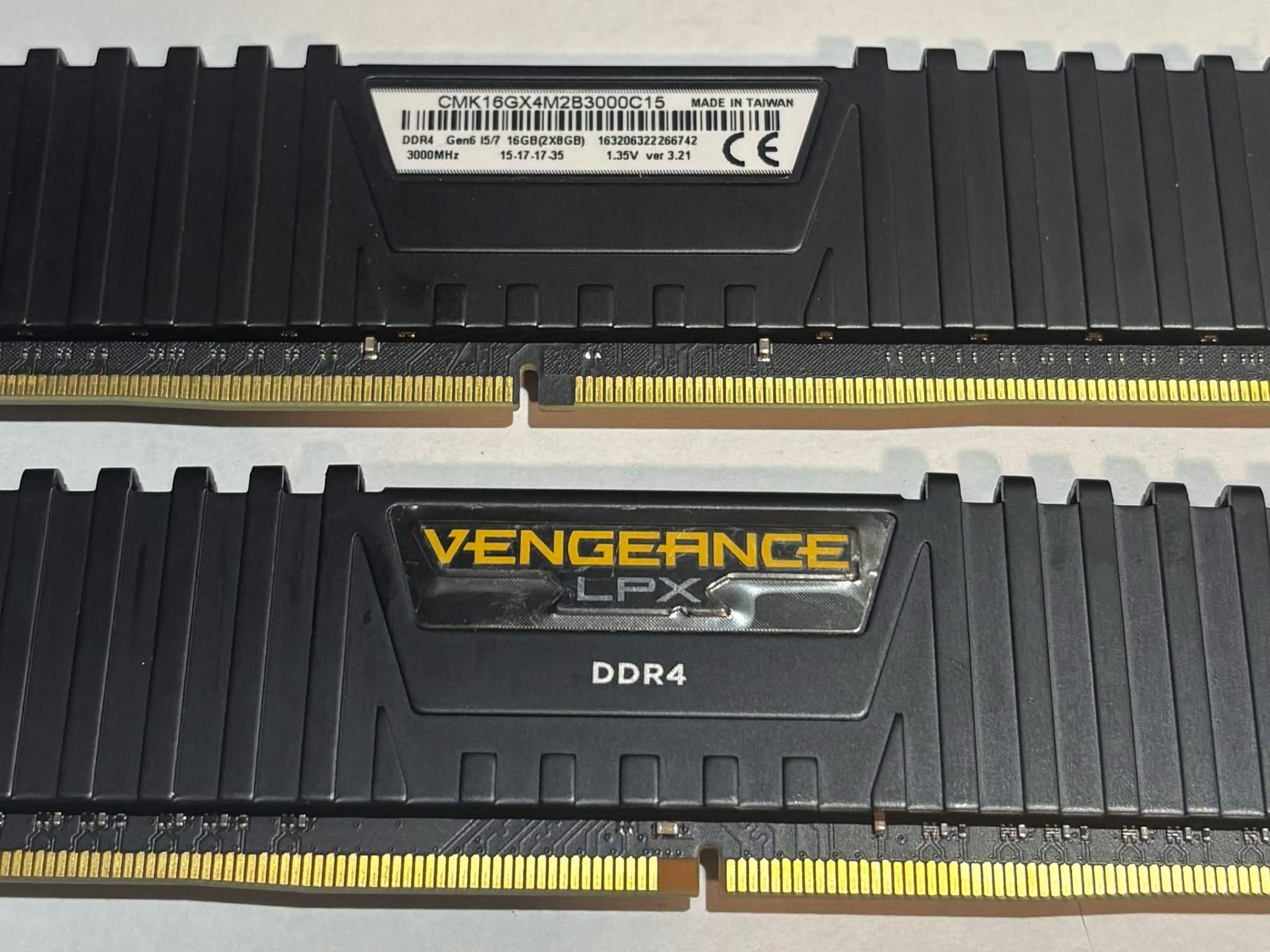 Corsair Vengeance LPX 16GB (2x8GB) DDR4 3000MHz CL15 Memory Kit | Tested Working