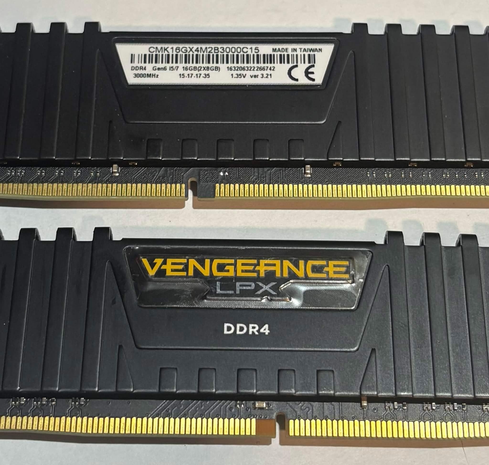Corsair Vengeance LPX 16GB (2x8GB) DDR4 3000MHz CL15 Memory Kit | Tested Working