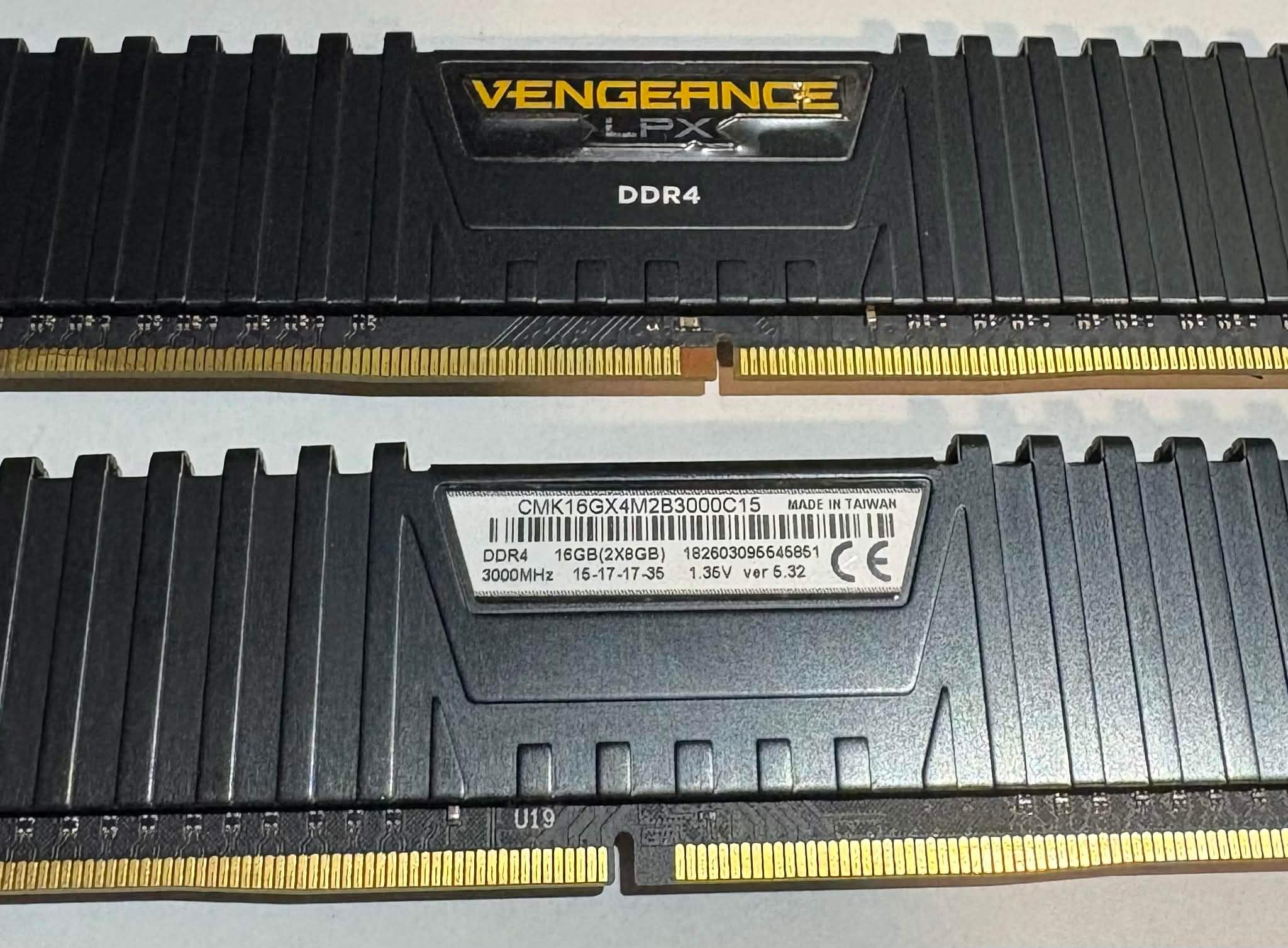 Corsair Vengeance LPX 16GB (2x8GB) DDR4 3000MHz CL15 Memory Kit | Tested Working
