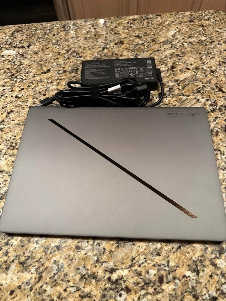 New ASUS ROG RTX 5080 - Zephyrus G16 16" OLED 2.5K 240Hz - Intel Core Ultra 9 285H -32GB - 2TB