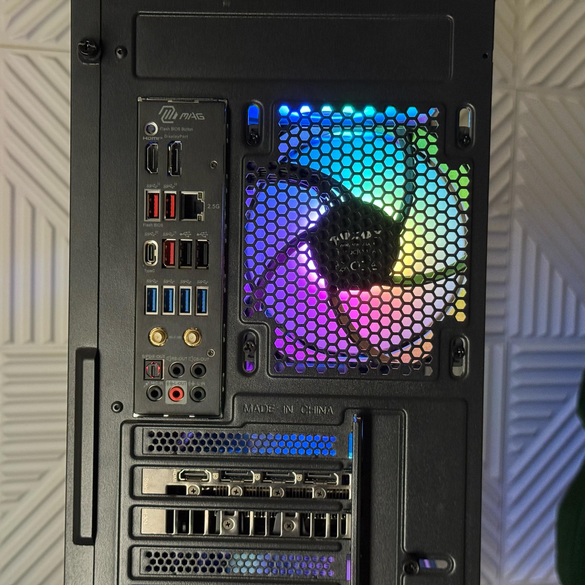 RTX 4070 SUPER | RYZEN 7600X | 32GB 6000CL36 | 2TB NVME | WIFI