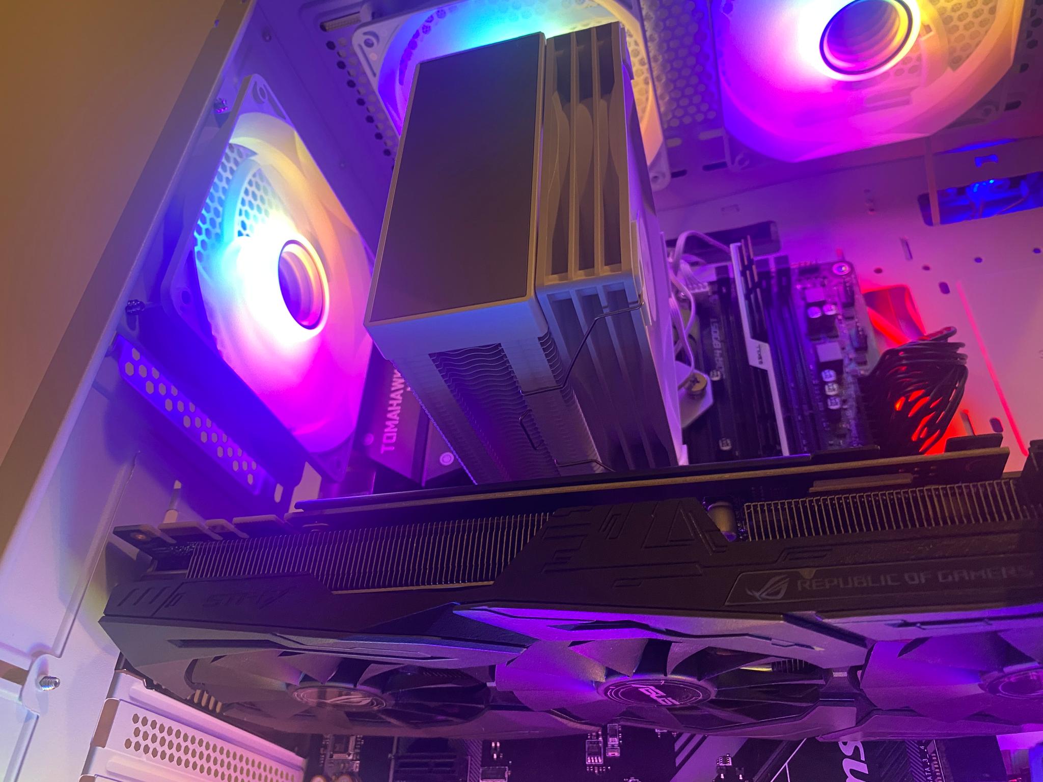 White RGB Gaming PC | Ryzen 5 3600 | GTX 1080 8GB | 16GB DDR4 | 500GB M.2 SSD