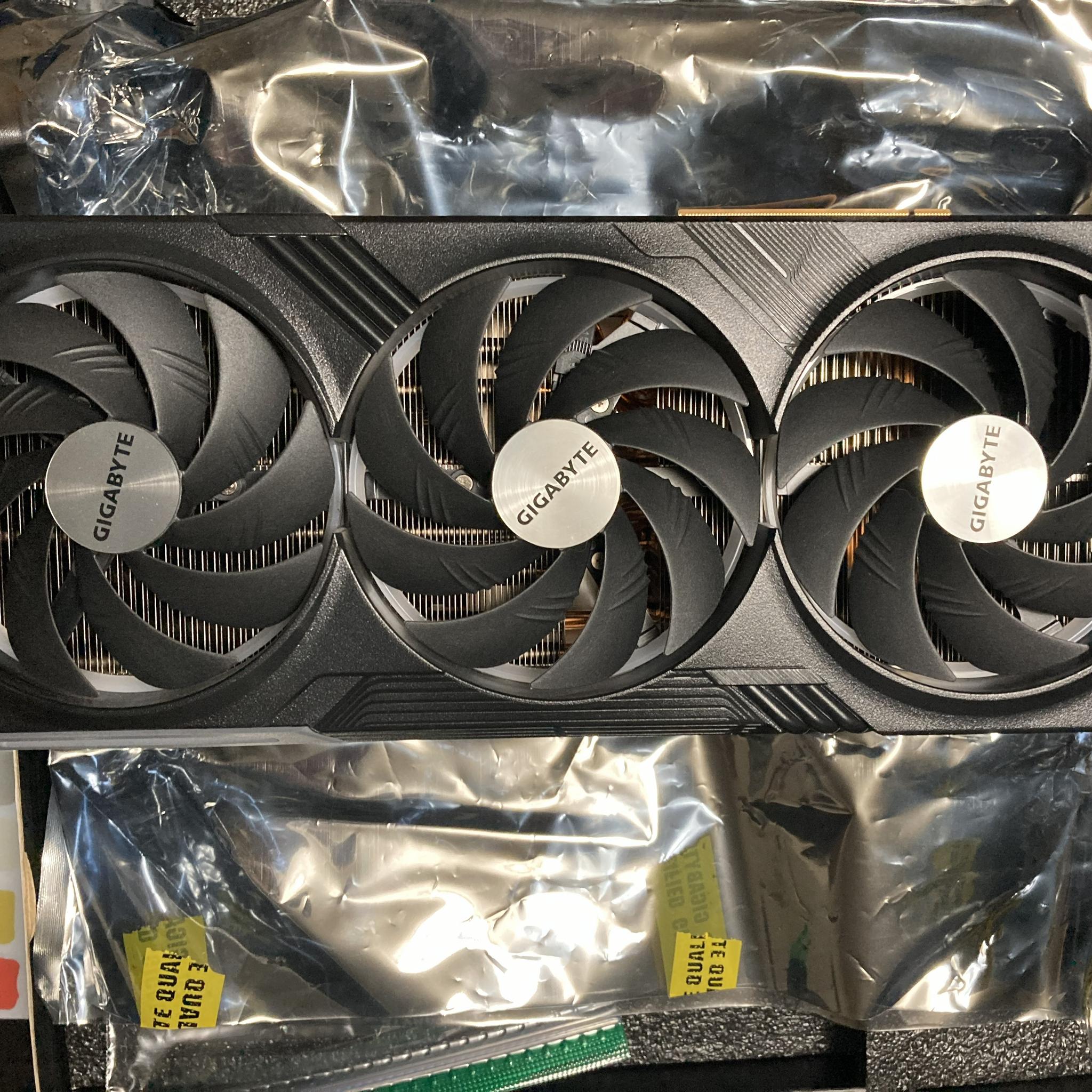 Used still in Warranty Gigabyte Gaming OC 4090