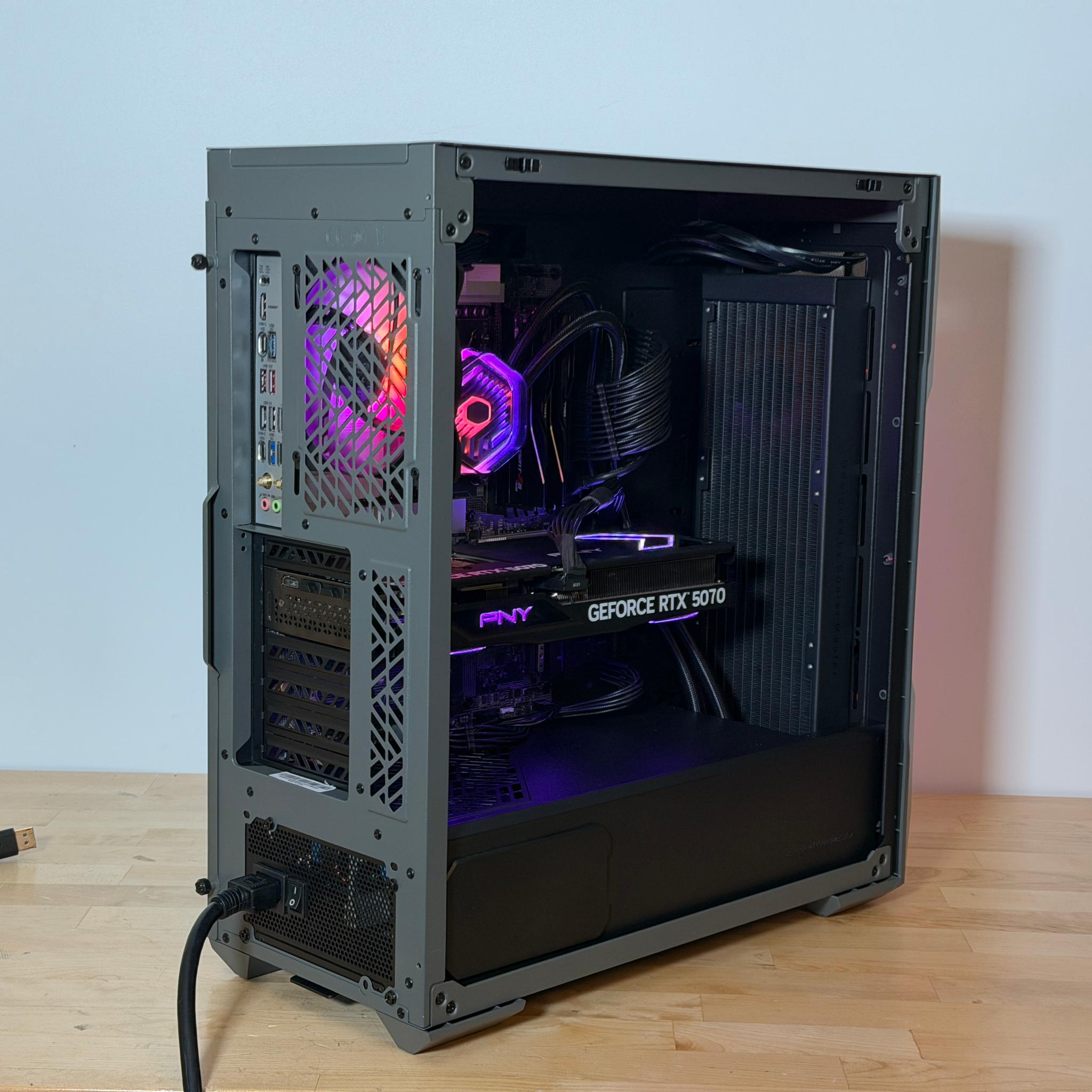 RTX 5070 Ryzen 7 7800x3d Gaming PC