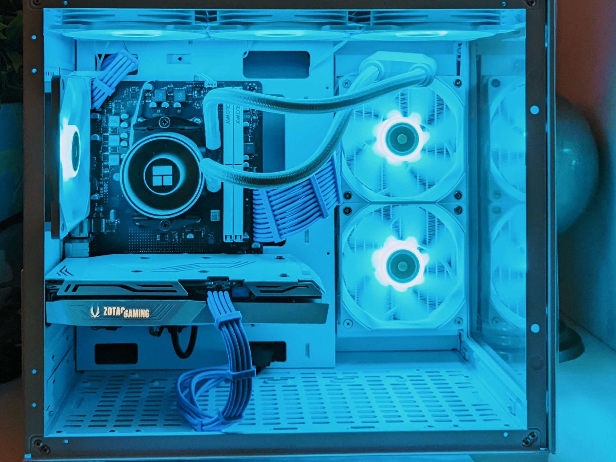 (Liquid🌊Cooled) ⚪️Gaming PC| RTX 3060TI | Ryzen 5@4GHz| 16GB Gloway DDR4 RAM| 800GB SSD| Windows 11