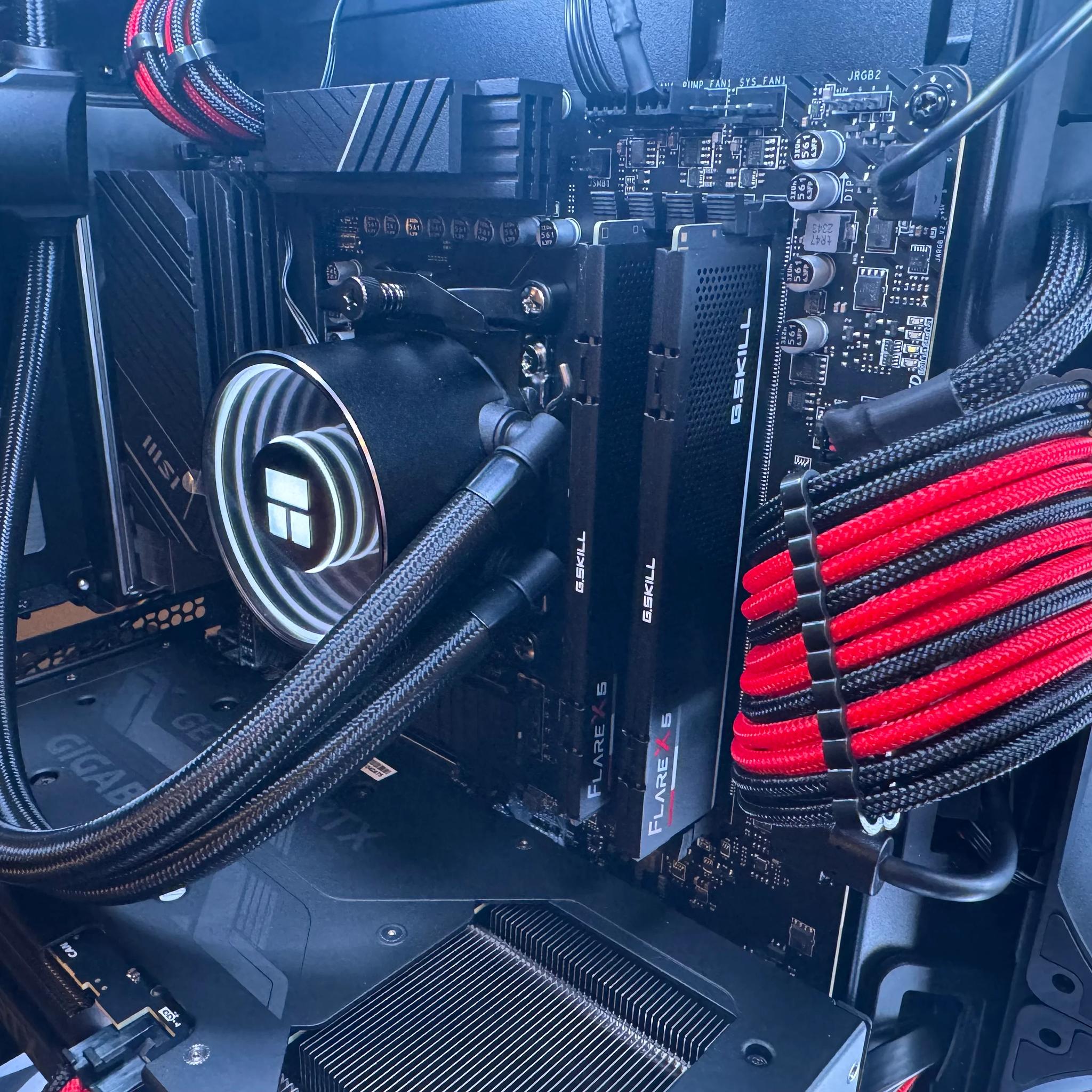 ⬛️Black Box⬛️ RTX 4070 | Ryzen 7 7700X | 32GB DDR5 | 1TB SSD