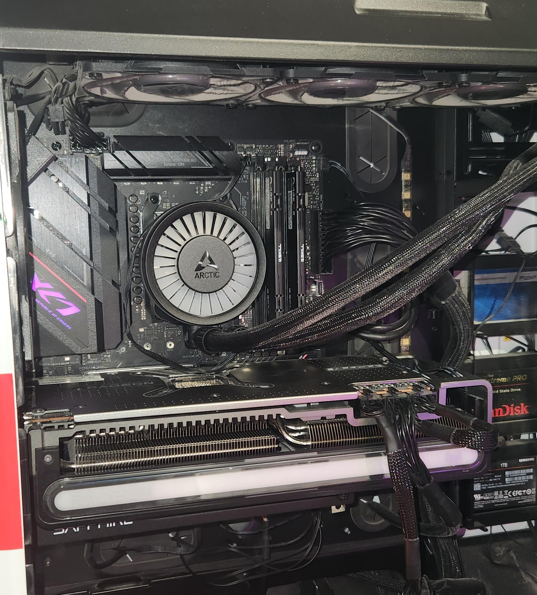 Sapphire NITRO+ Radeon RX 7900 XTX