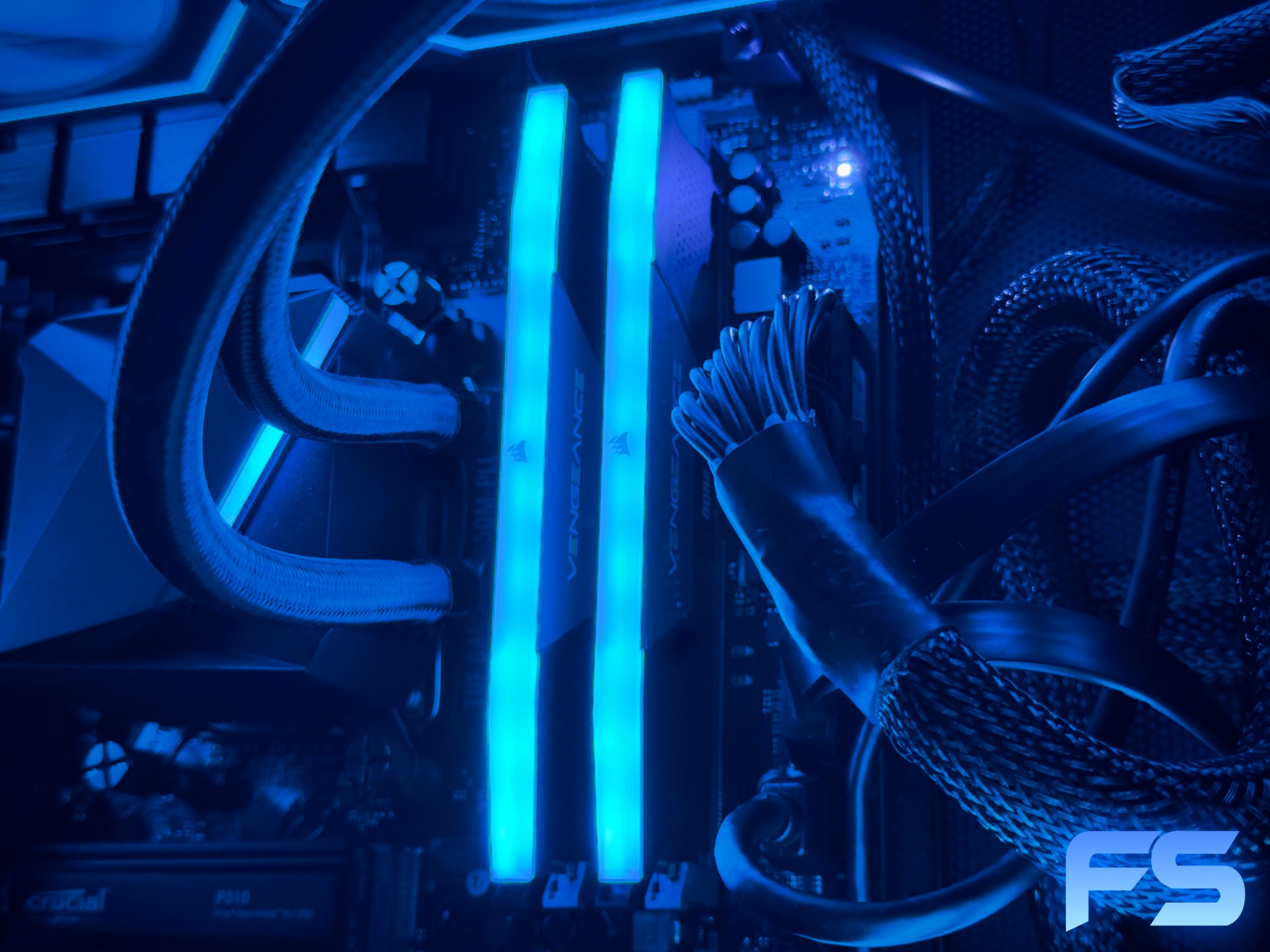 1440p Beast - The White Sentinel ❄️ | RTX 5080 OC | 7950X3D | 32GB DDR5 | 2TB NVME SSD | 850W Gold