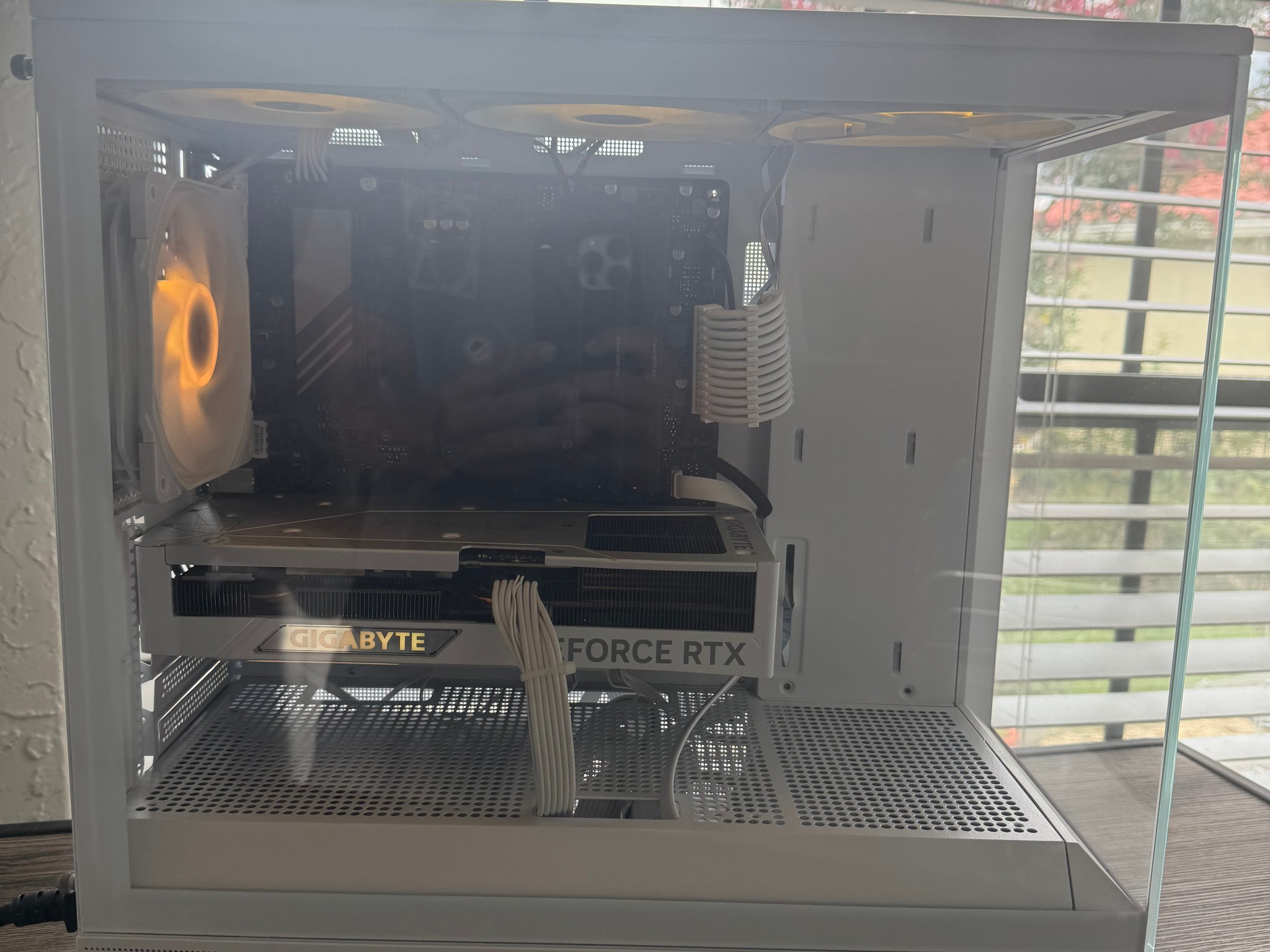❄️RTX 4070 SUPER❄️ Ryzen 5 7600❄️ WD BLACK 1TB❄️ 32GB DDR5❄️ GAMING / STREAMING 1440p PC