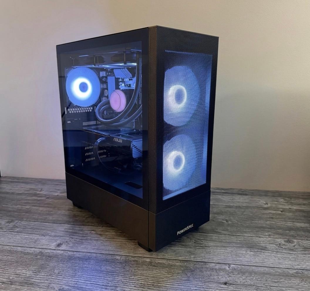RTX 5050 8GB OC • RYZEN 5 5500 • B550 WIFI • 16GB DDR4 • 512GB SSD • 240MM AIO NEW CUSTOM GAMING PC