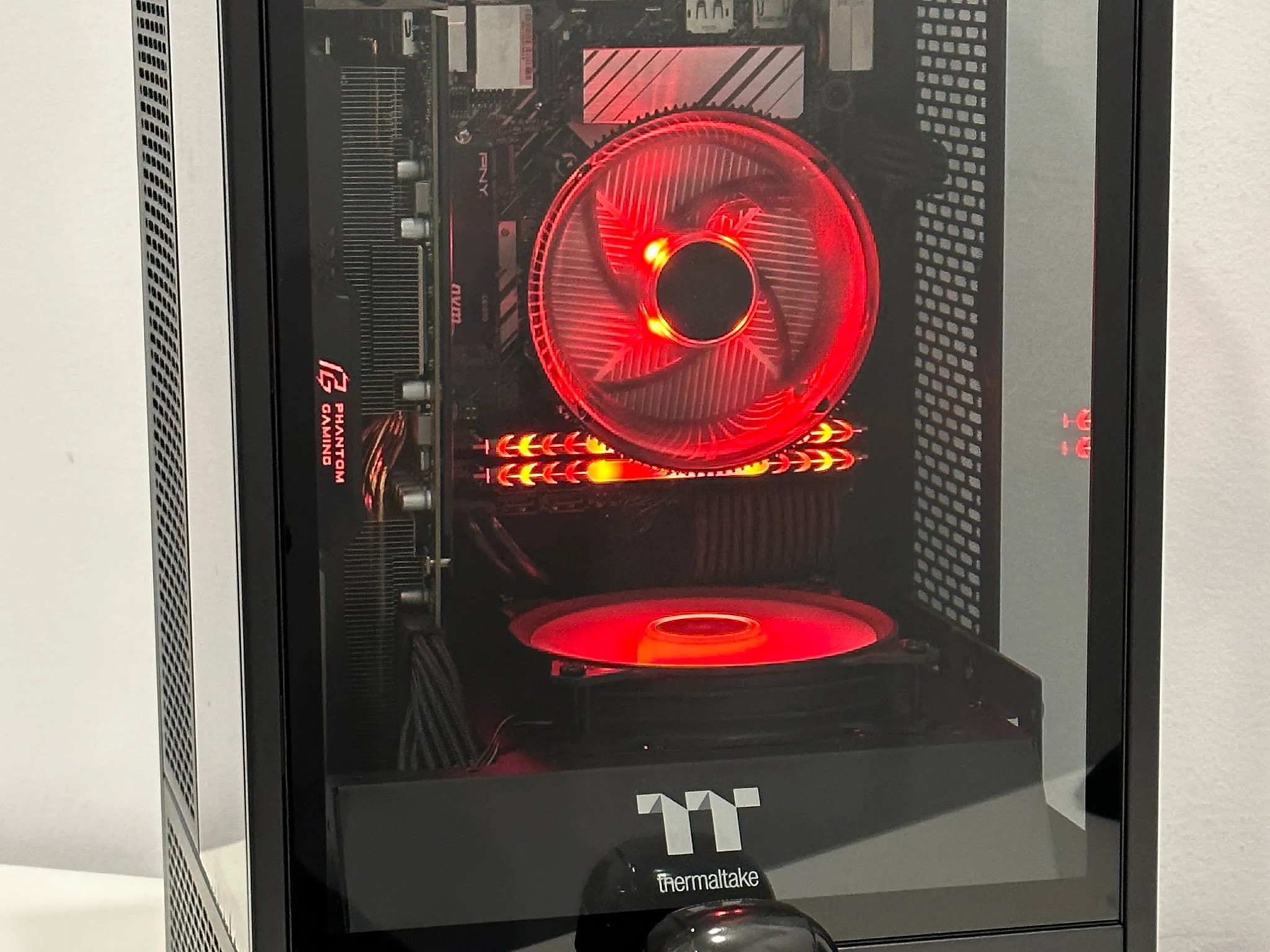 🔴🤖⚔️Red Empire🔴🤖⚔️-Gaming PC-Intel i5 12400 6Cores-AMD RX 5700 XT 8GB-16GB DDR4 -1TB NVME