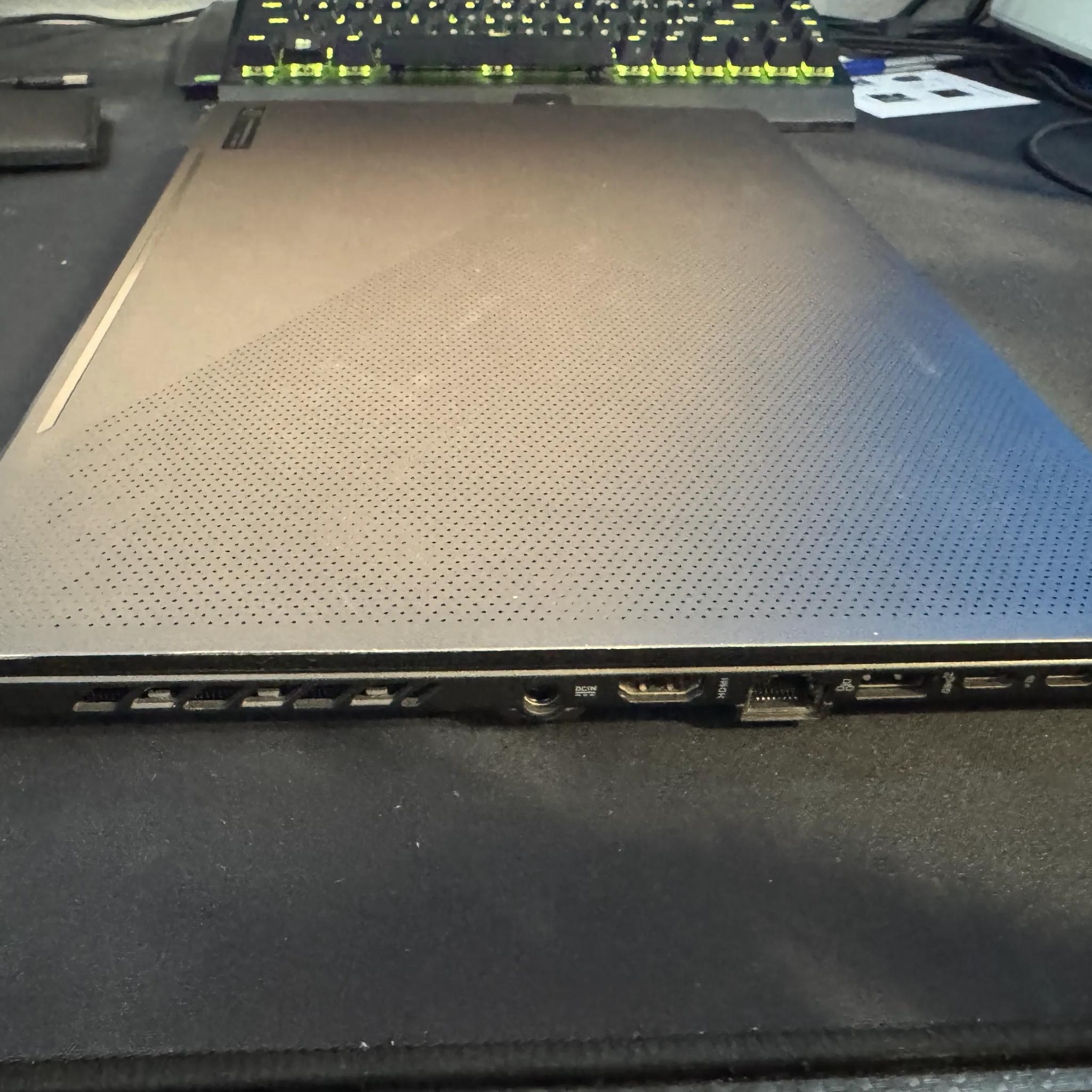 ASUS ROG Zephyrus 15.6" 165Hz Gaming Laptop-AMD Ryzen 9-16GB DDR5 Memory-NVIDIA GeForce RTX 3060