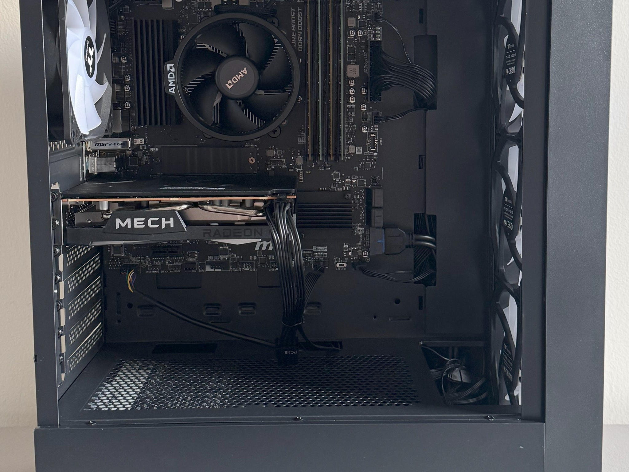 AMD Ryzen 5 5600GT Gaming PC Radeon RX 6500 XT MSI B550 32GB DDR4 1TB NVMe SSD Thermaltake ARGB Case