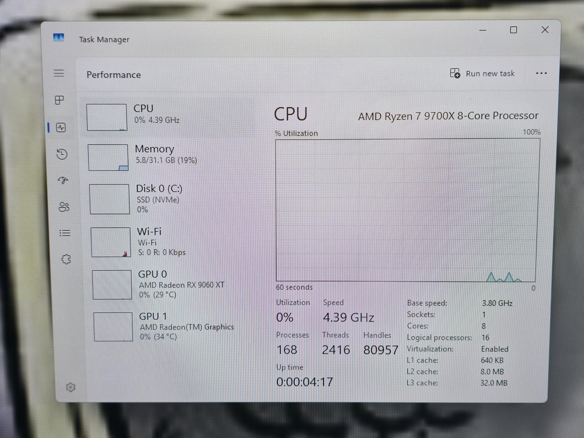 White Hi End Gaming PC Sleeper Custom AMD Ryzen 7 9700x RX 9060 xt 16gb 32gb ddr5 4TB NVME