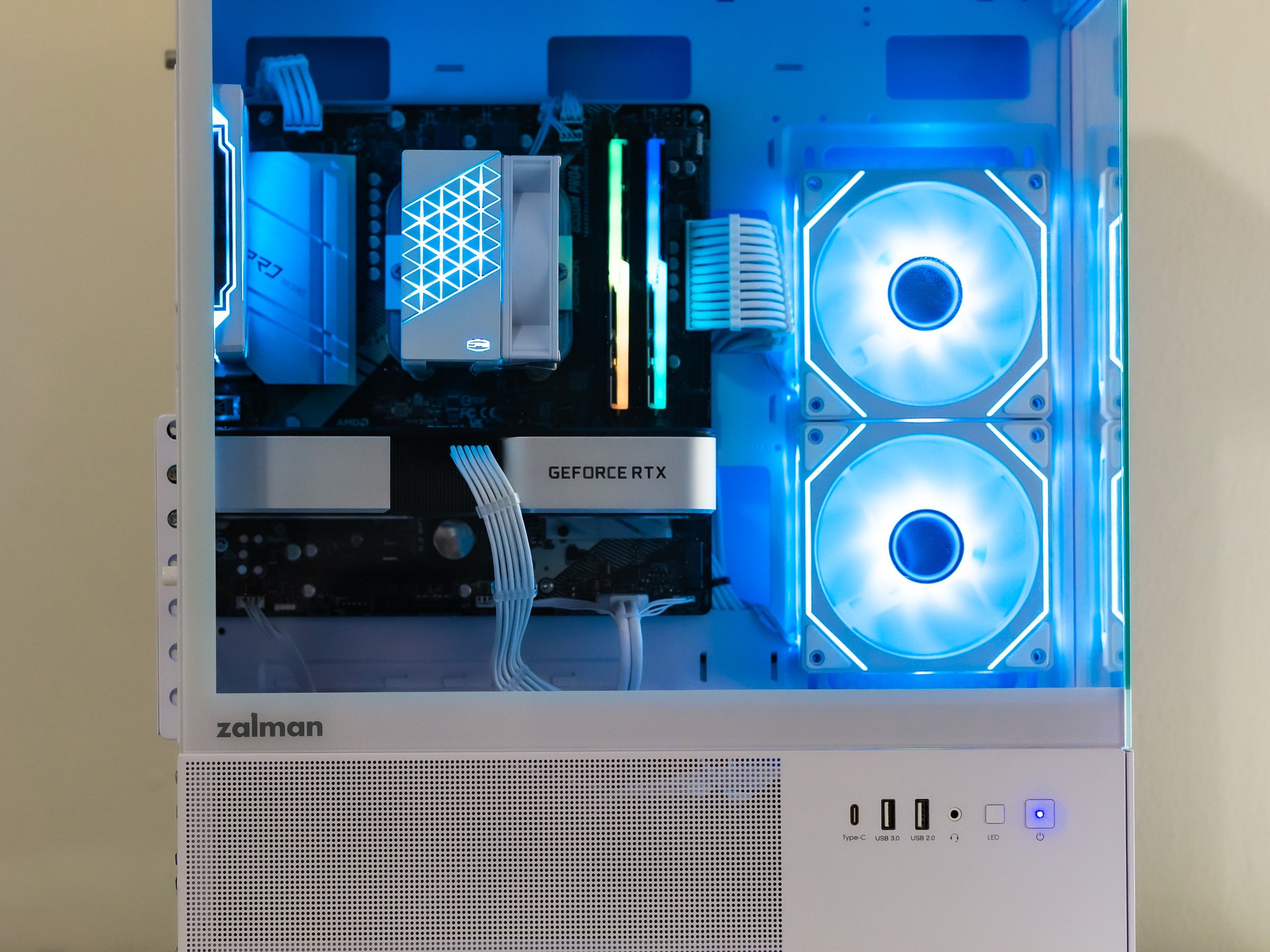 ❄️Insane Gaming PC | NVIDIA RTX 3060Ti Founder's Edition | Ryzen 5 5600 | 1440p Streaming/Gaming❄️