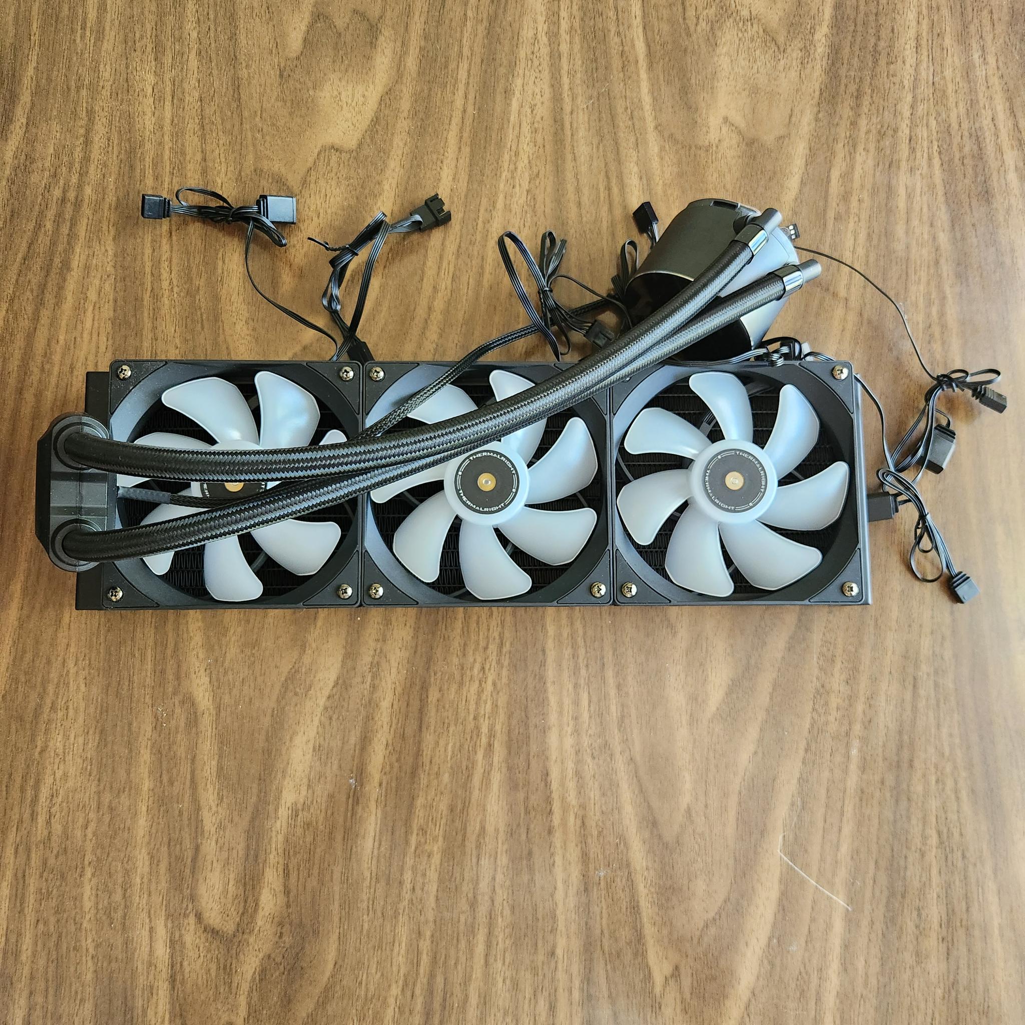 Thermalright Frozen Notte 360 Black ARGB V2 Liquid Cooler | Missing Accessories