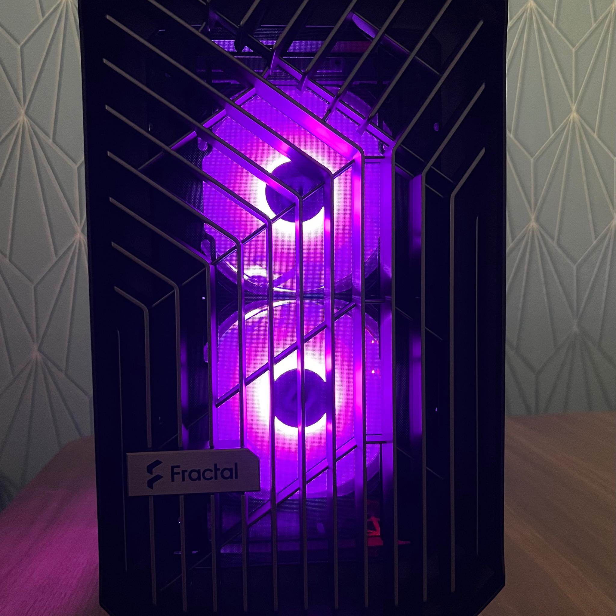 Gaming PC / Ryzen 3600 / 2070 Super