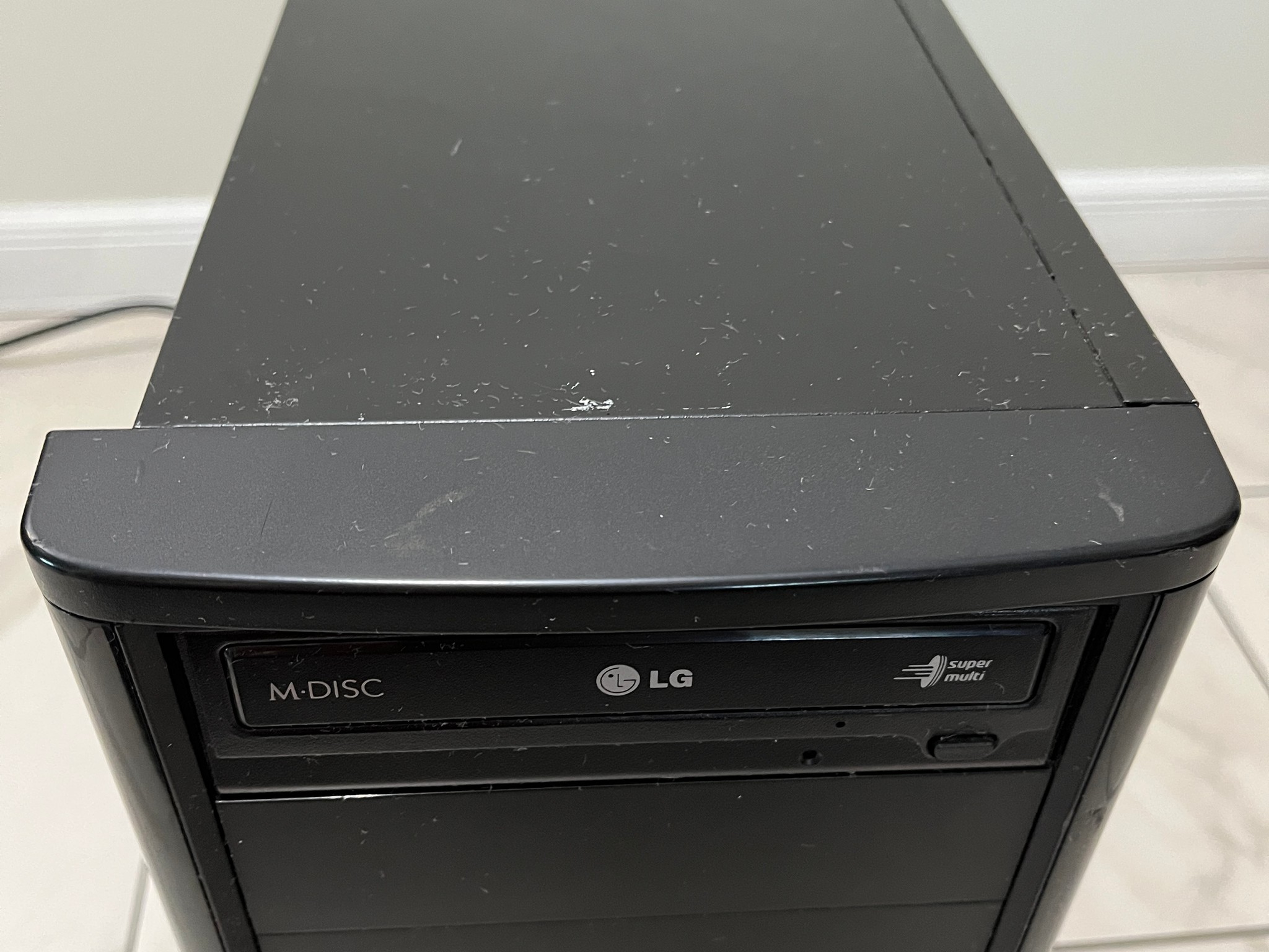 AMD RX 7800 XT 16GB, AMD Ryzen 5 7600x, 16GB RAM, 1TB SSD - High FPS Office Gaming PC w/ Wi-Fi & BT