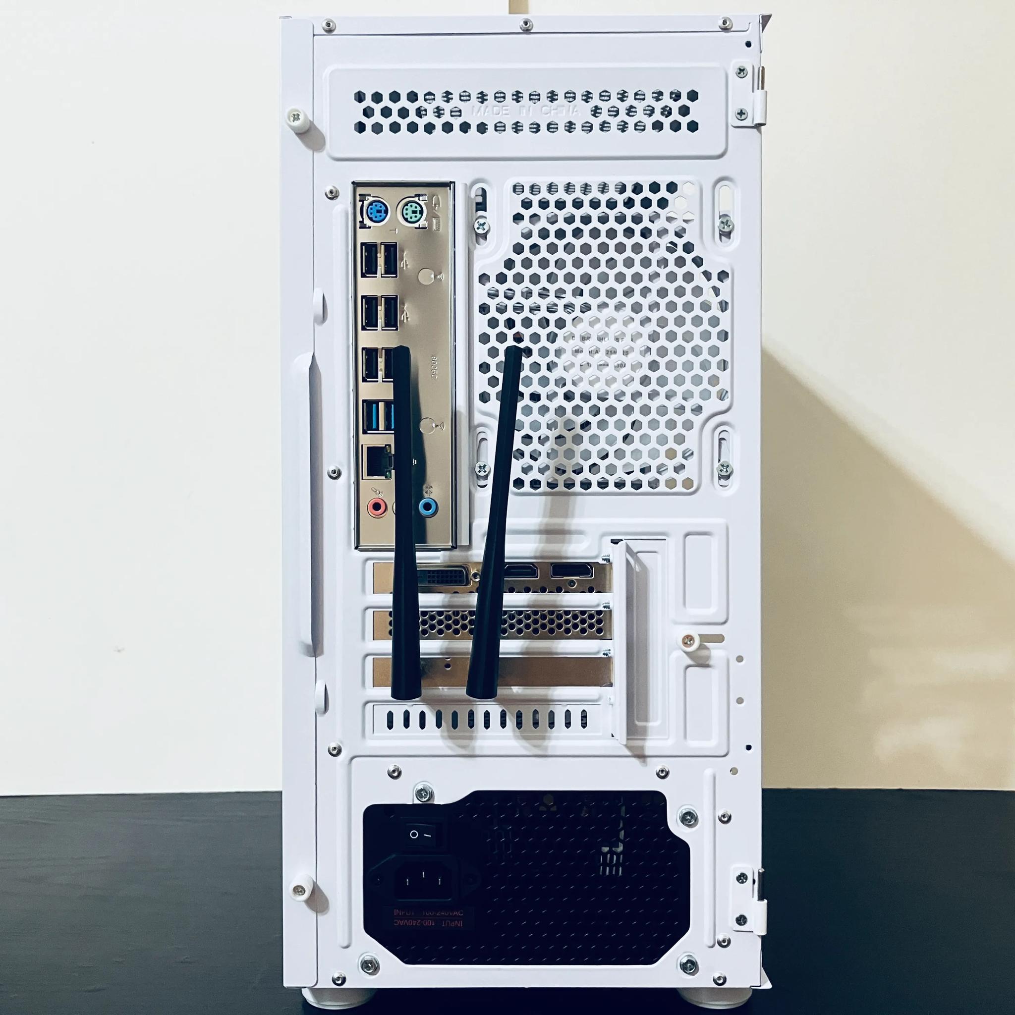 ❄️White Gaming PC wRGB - Intel Xeon 6-cores ● 16GB RAM ● 512GB SSD ● GTX 1660 Ti ● Great Value 1080p